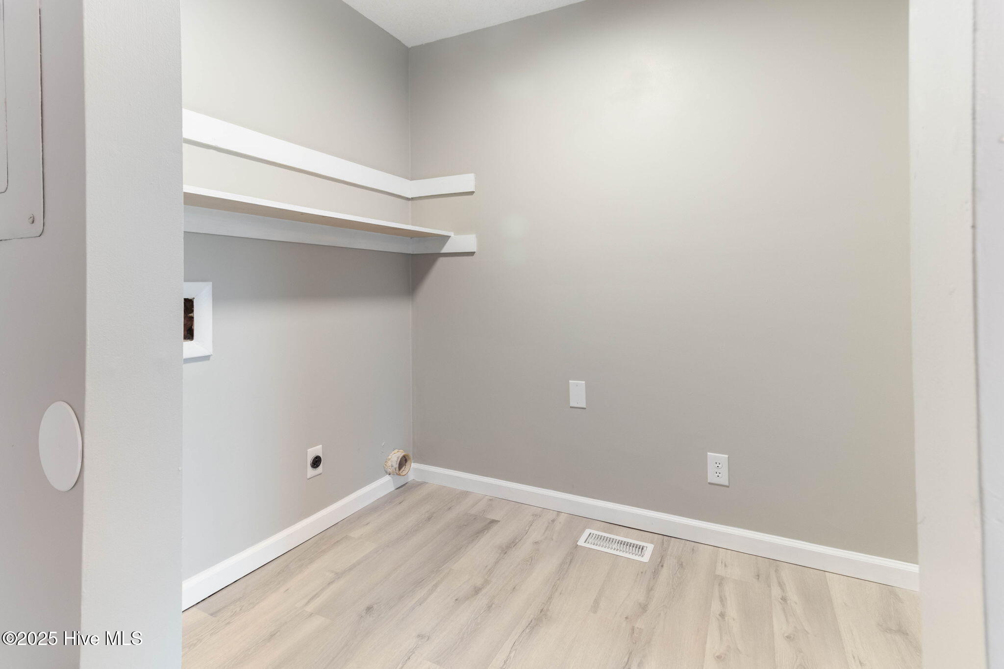 1728 Black Jack Simpson Road Property Photo 11