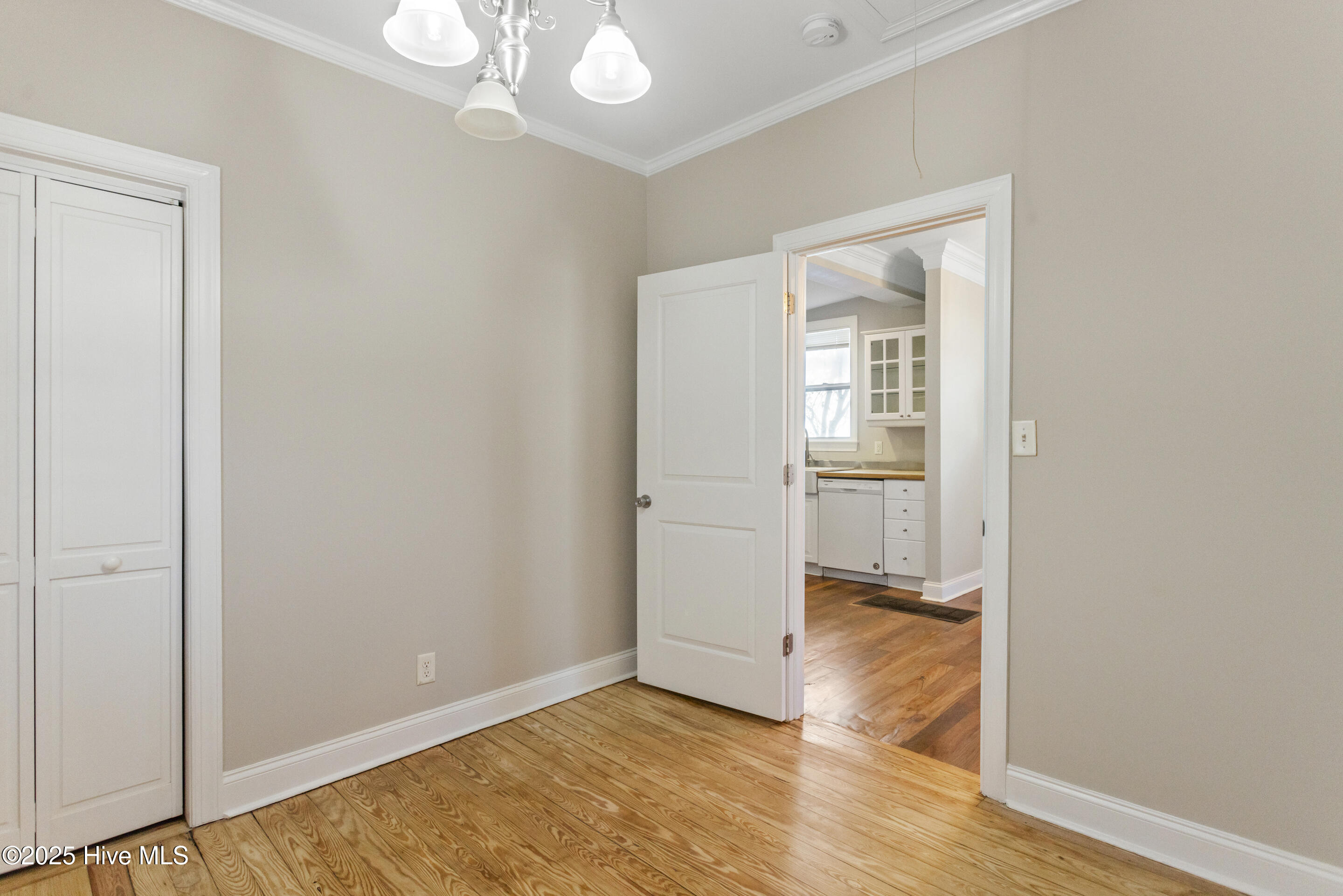 714 Ann Street Property Photo 10