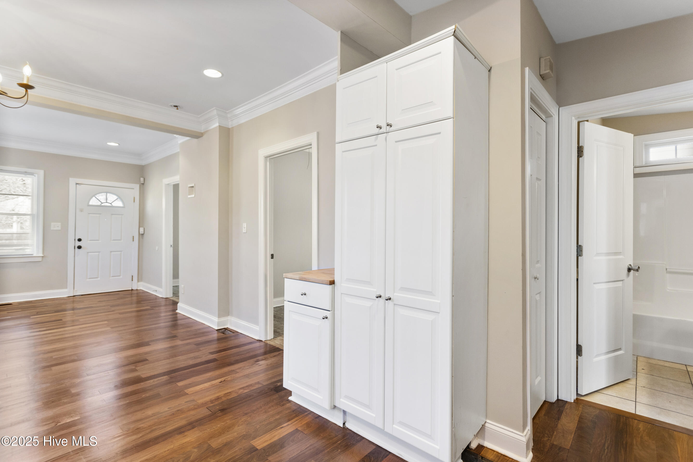 714 Ann Street Property Photo 15