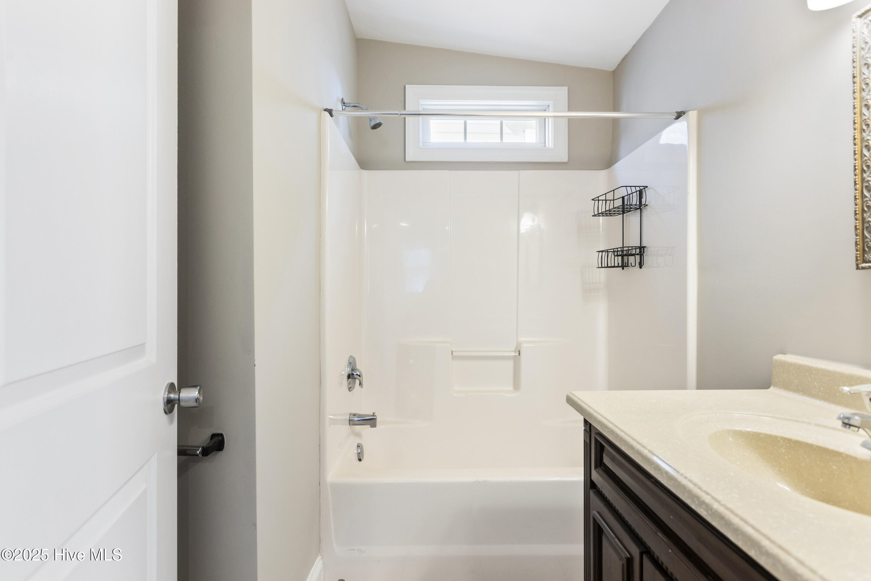 714 Ann Street Property Photo 16