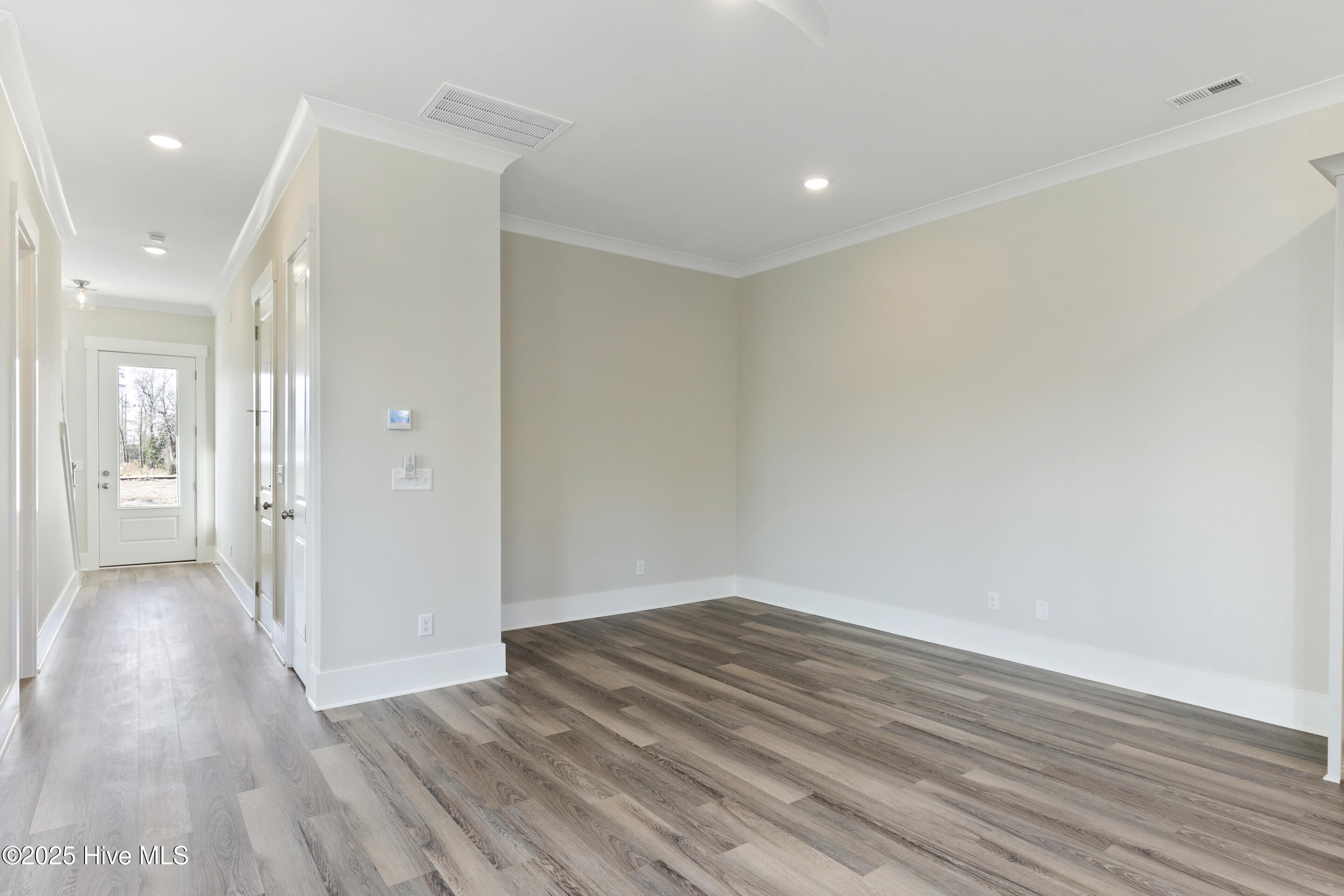 1037 Tidal Lane 6a Property Photo 4