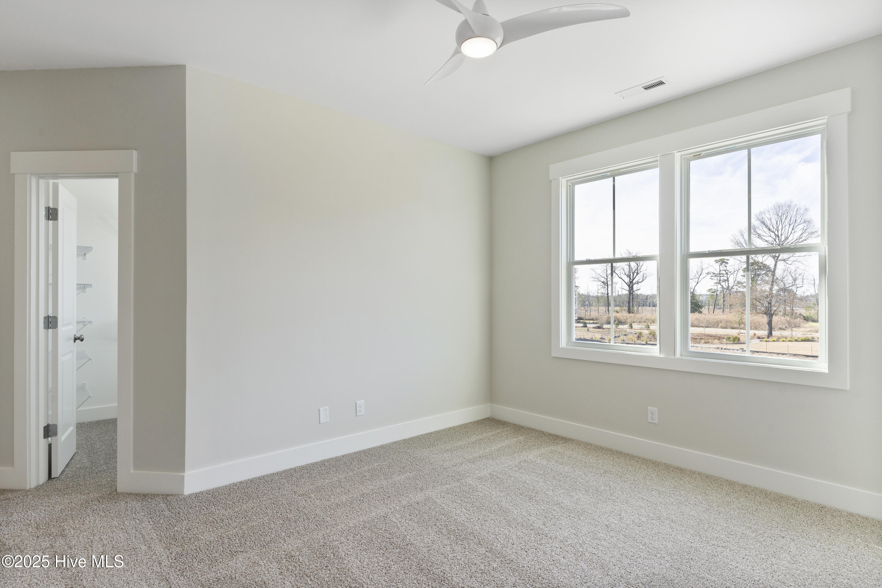 1037 Tidal Lane 6a Property Photo 13