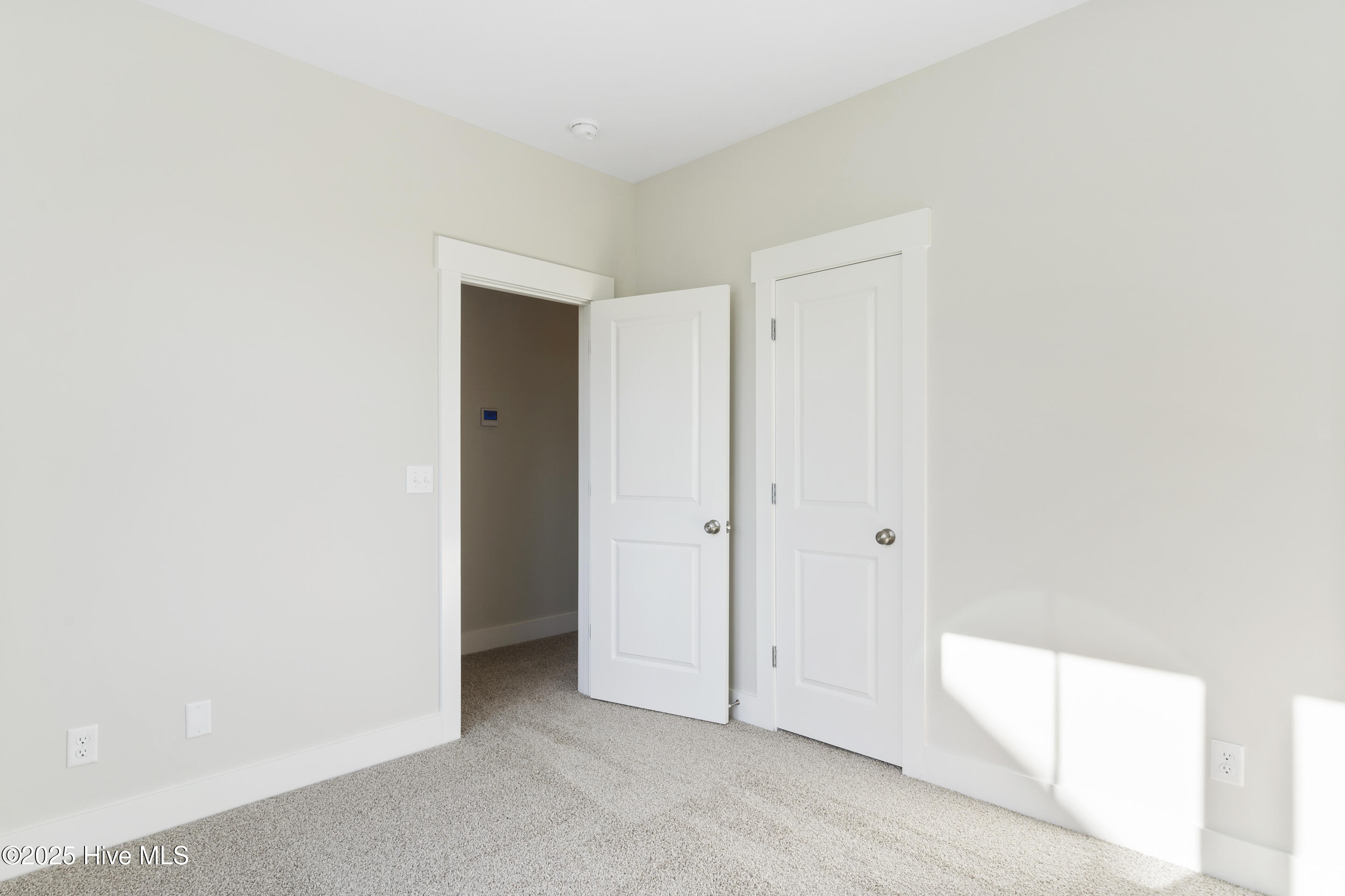 1037 Tidal Lane 6a Property Photo 18