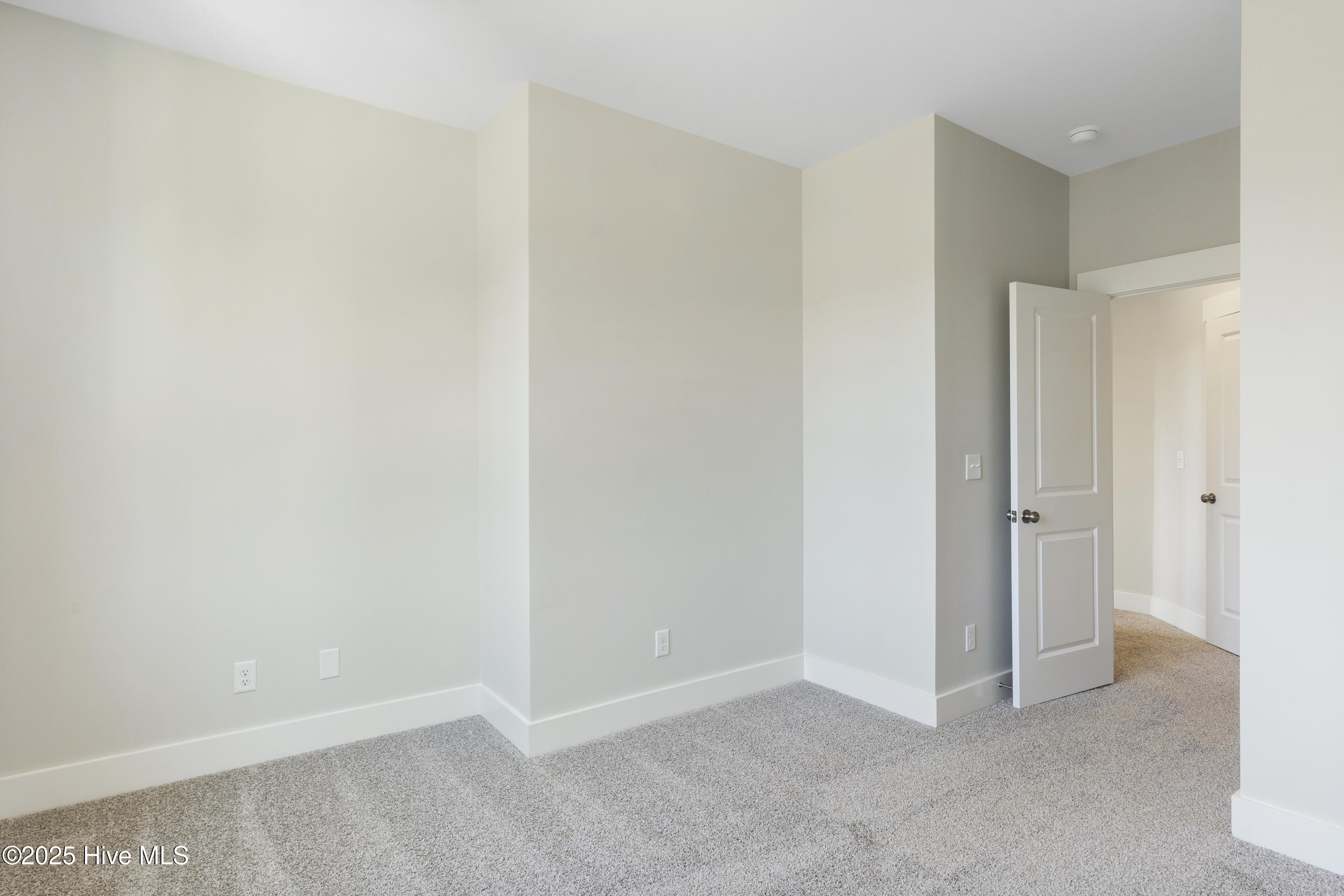 1037 Tidal Lane 6a Property Photo 22