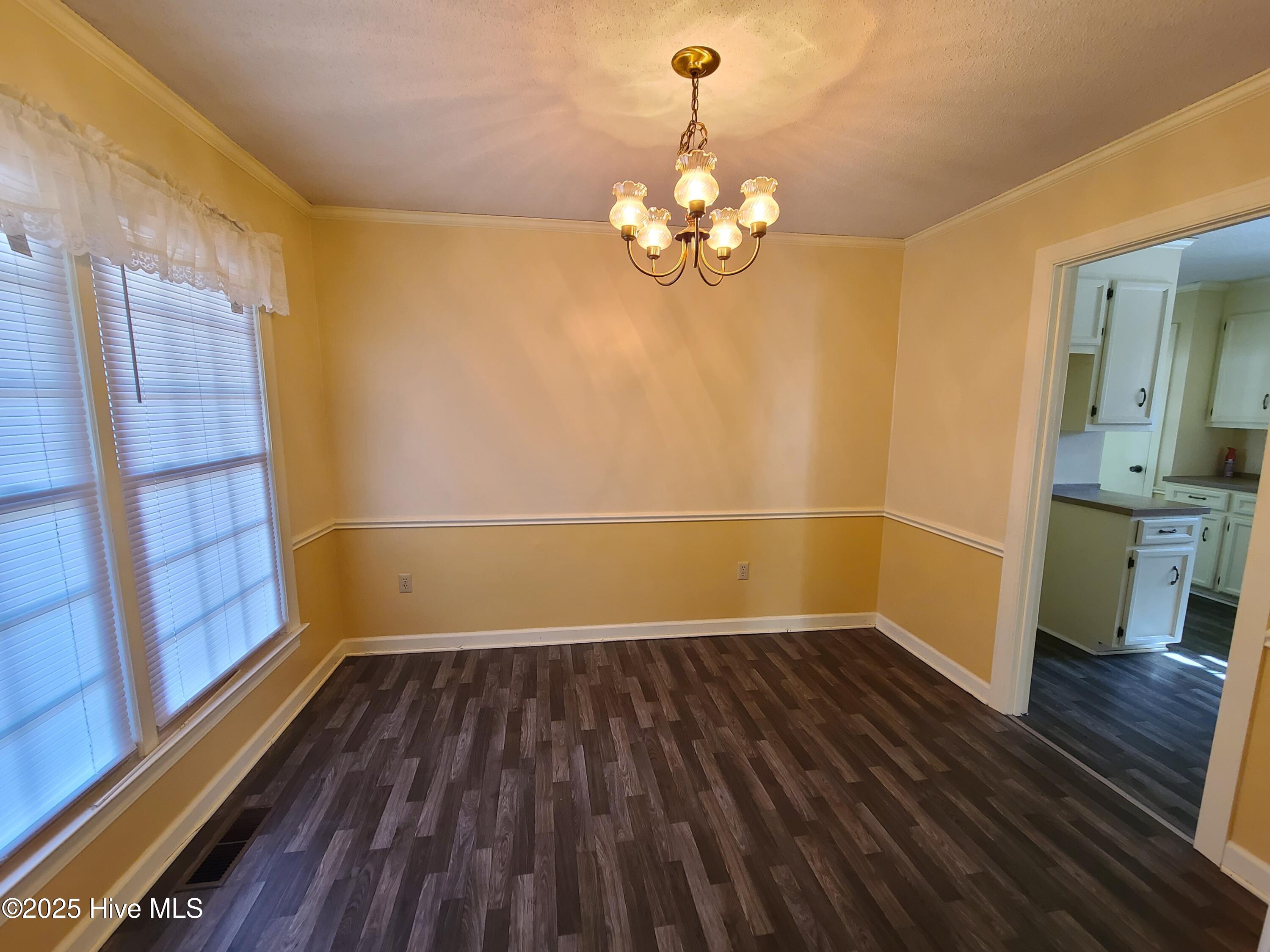 2011 Country Squire Road Property Photo 12