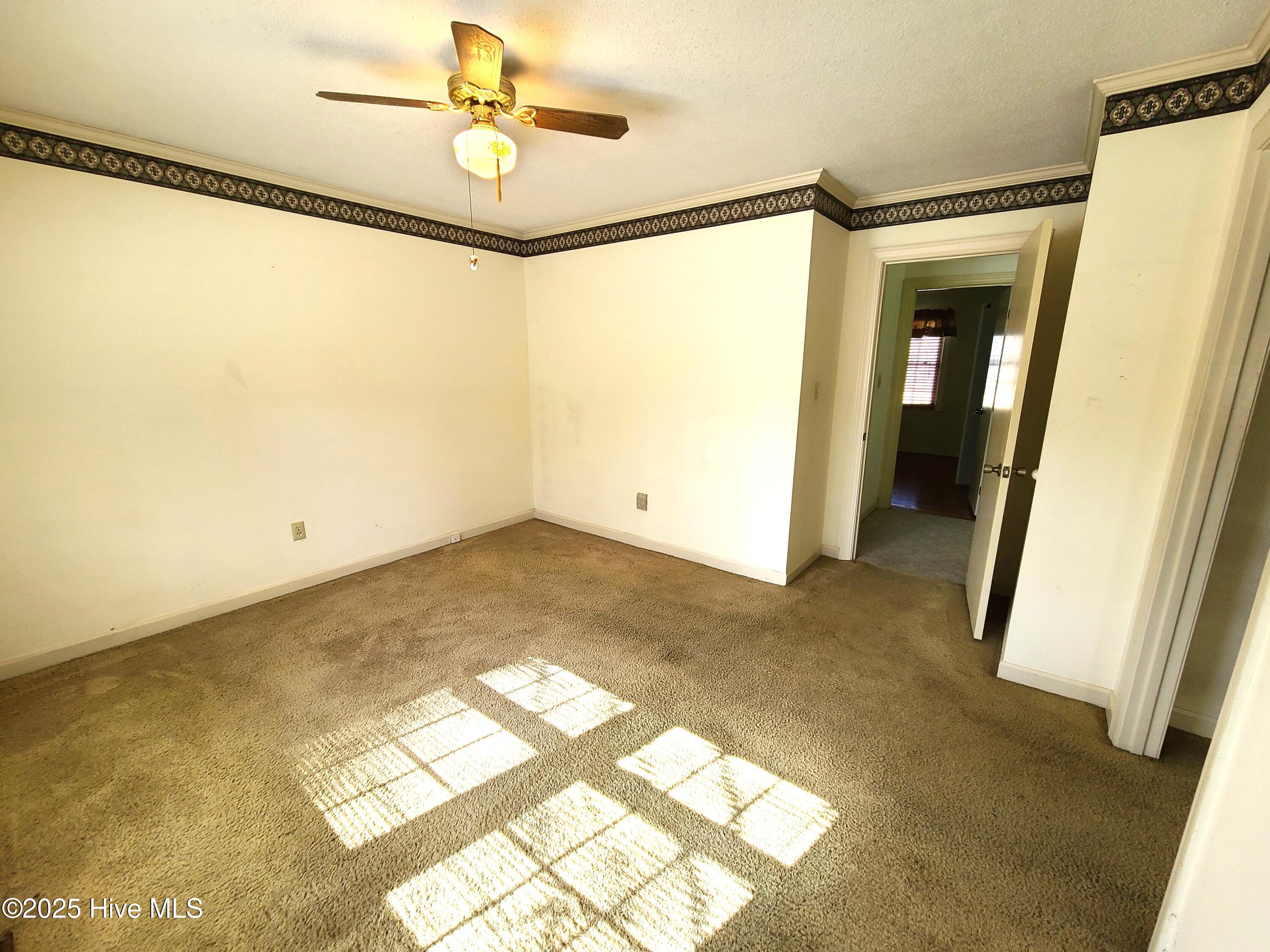 2011 Country Squire Road Property Photo 18