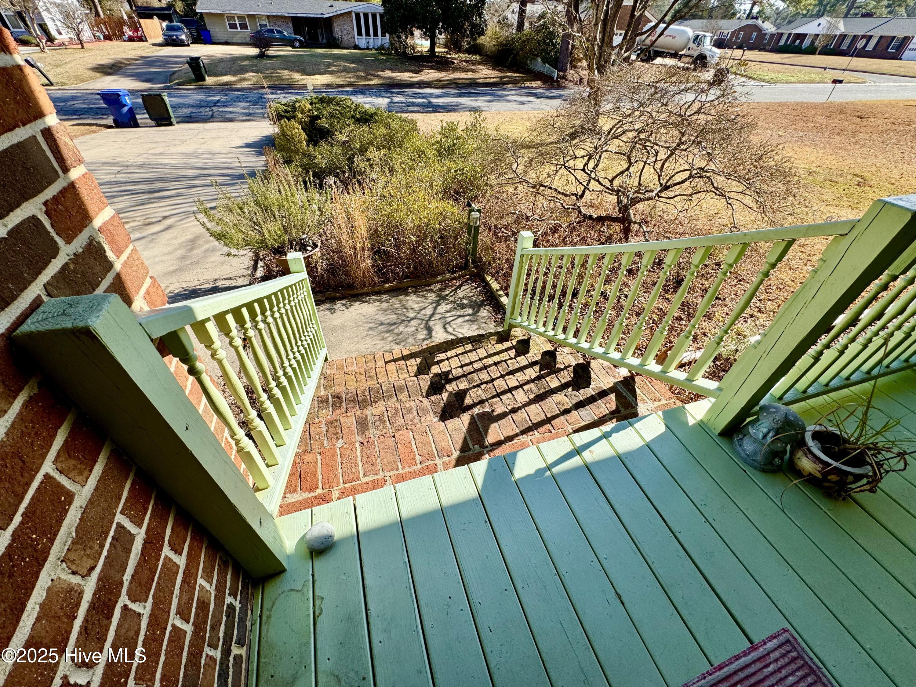 2702 Hodges Road Property Photo 6