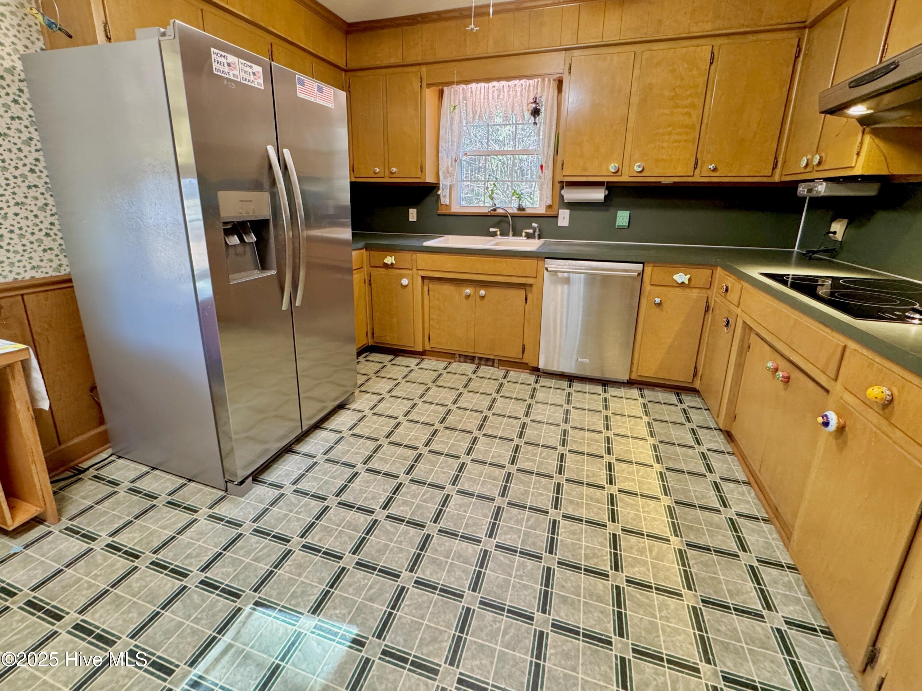 2702 Hodges Road Property Photo 30