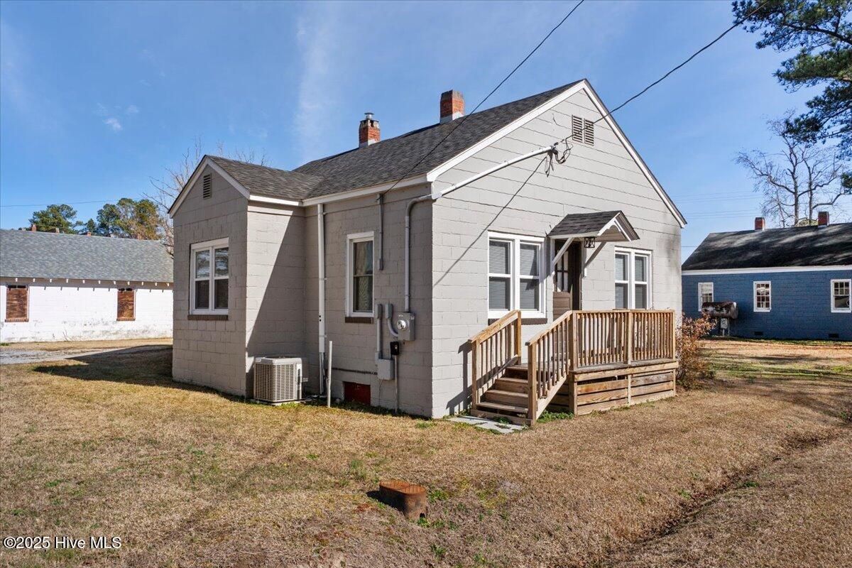 111 Snow Avenue Property Photo 3