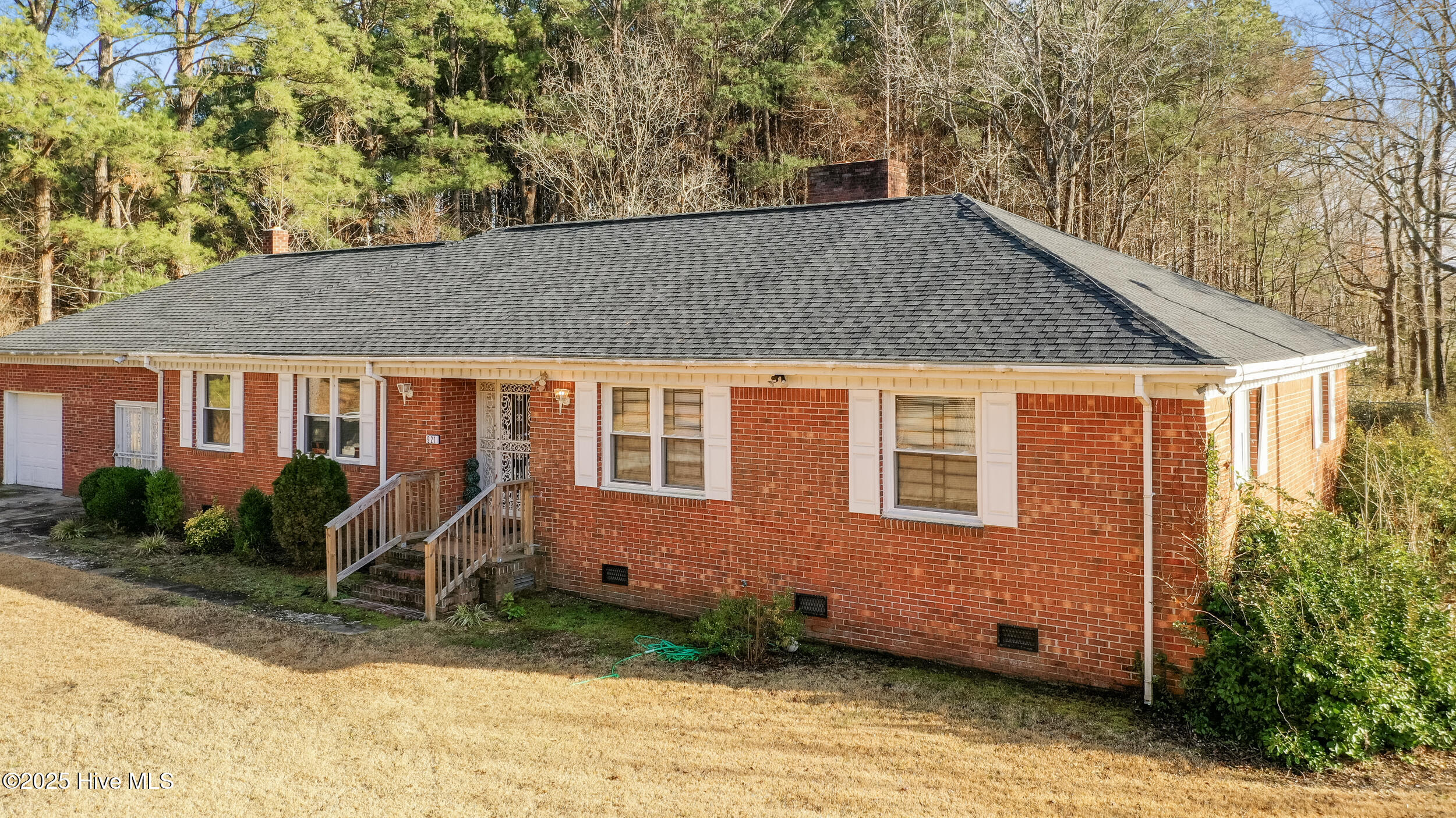 921 Us 13-17s Property Photo 3