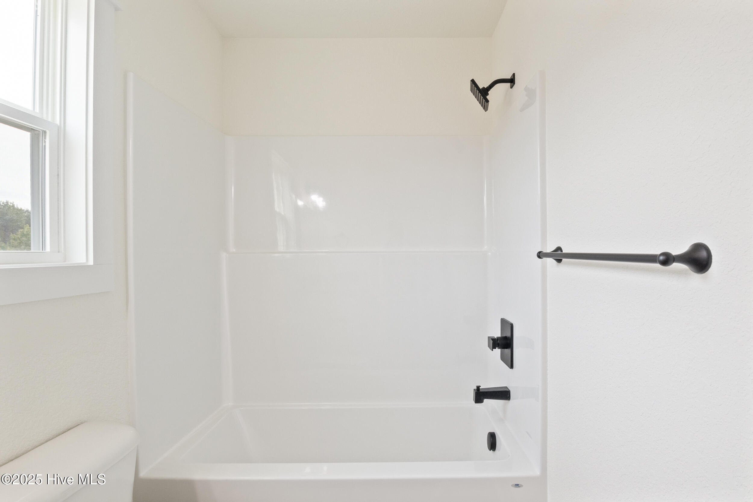 921 Us 13-17s Property Photo 11