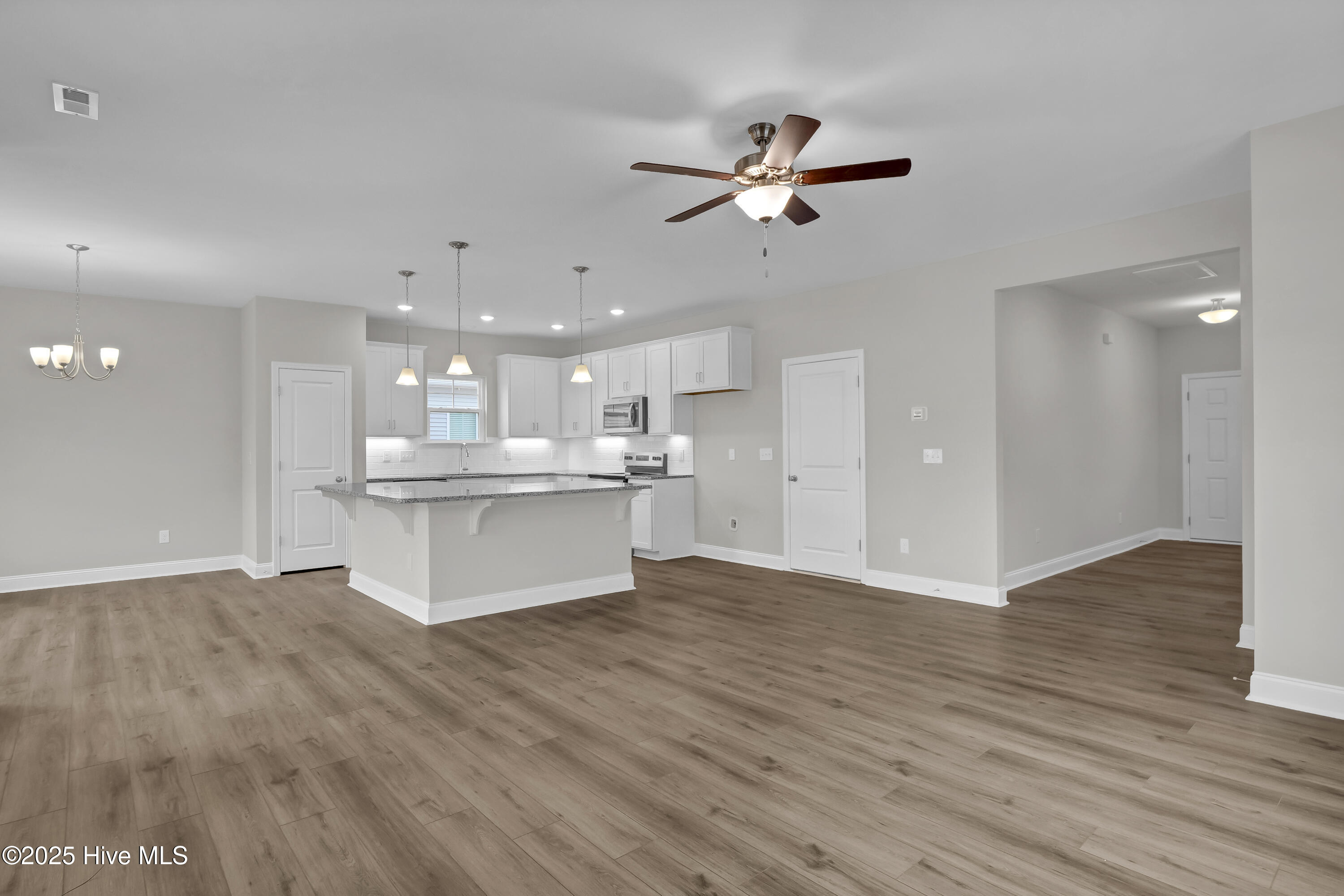 809 Red Sky Drive Property Photo 9