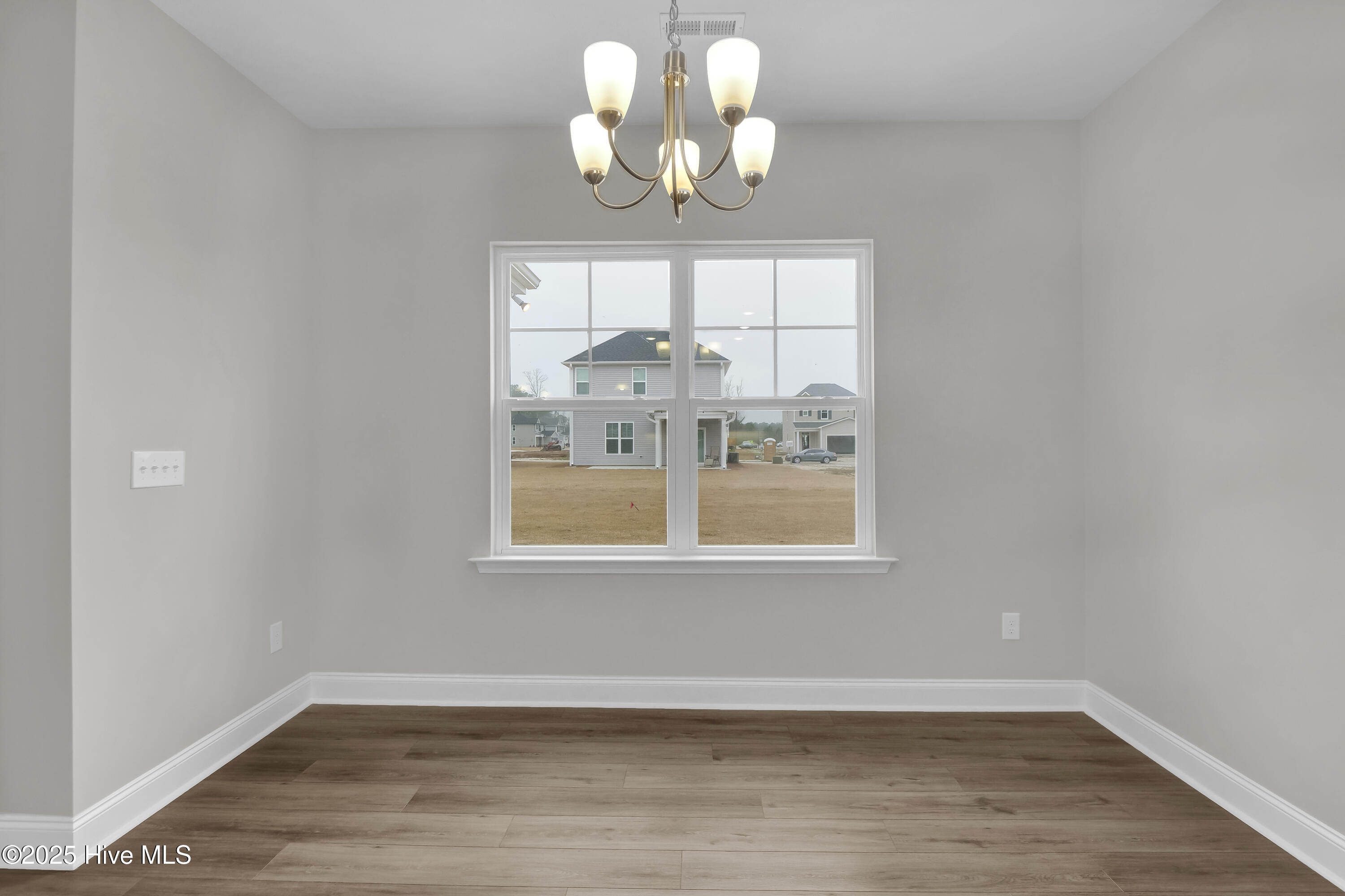 809 Red Sky Drive Property Photo 12