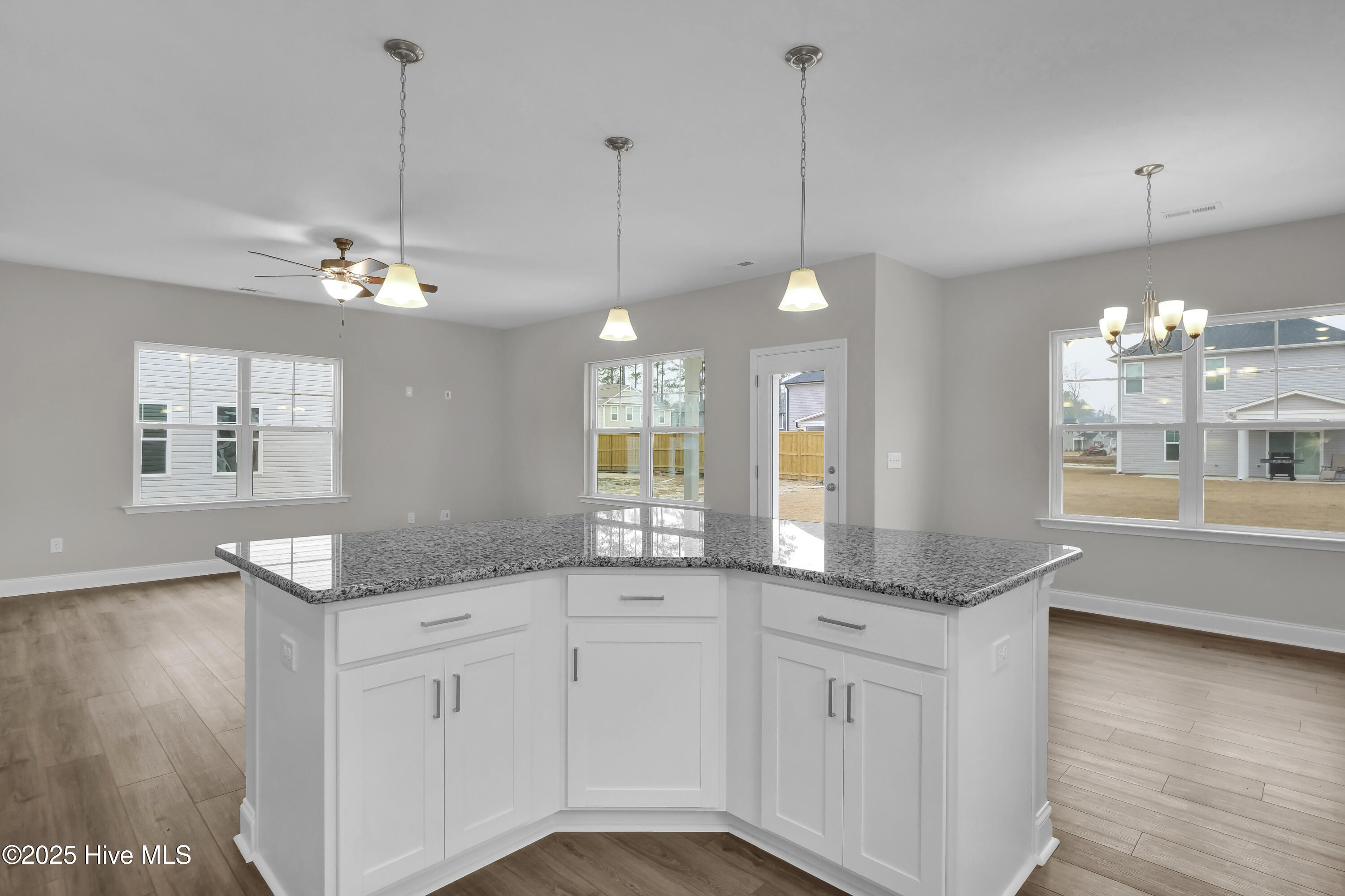 809 Red Sky Drive Property Photo 16