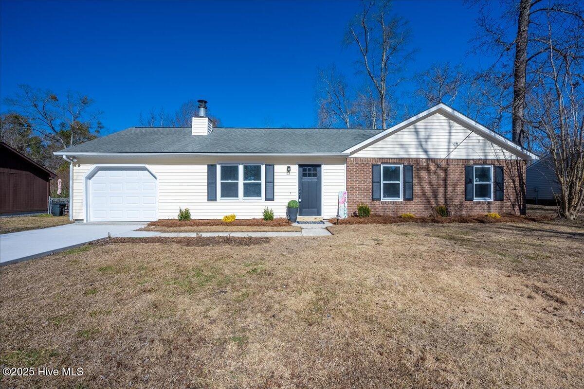 2106 Foxhorn Road Property Photo