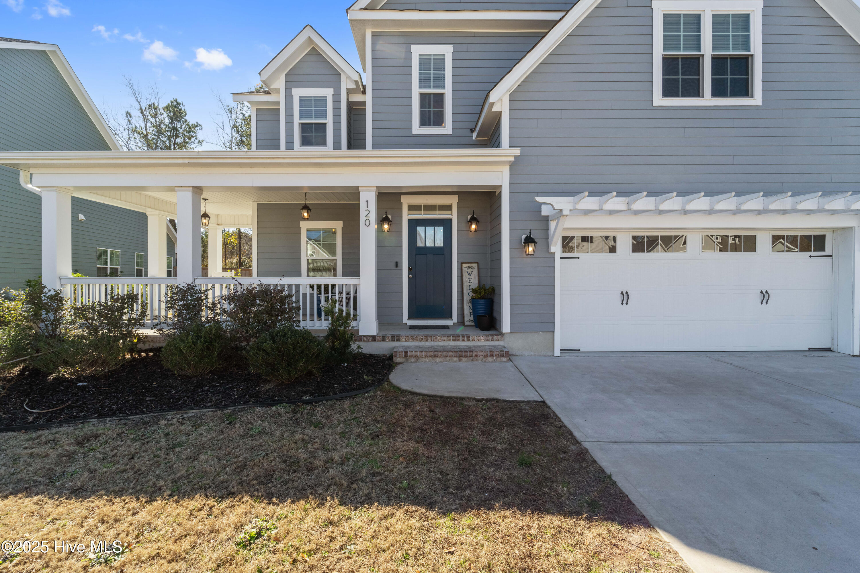 120 Claytor Lake Court Property Photo 1