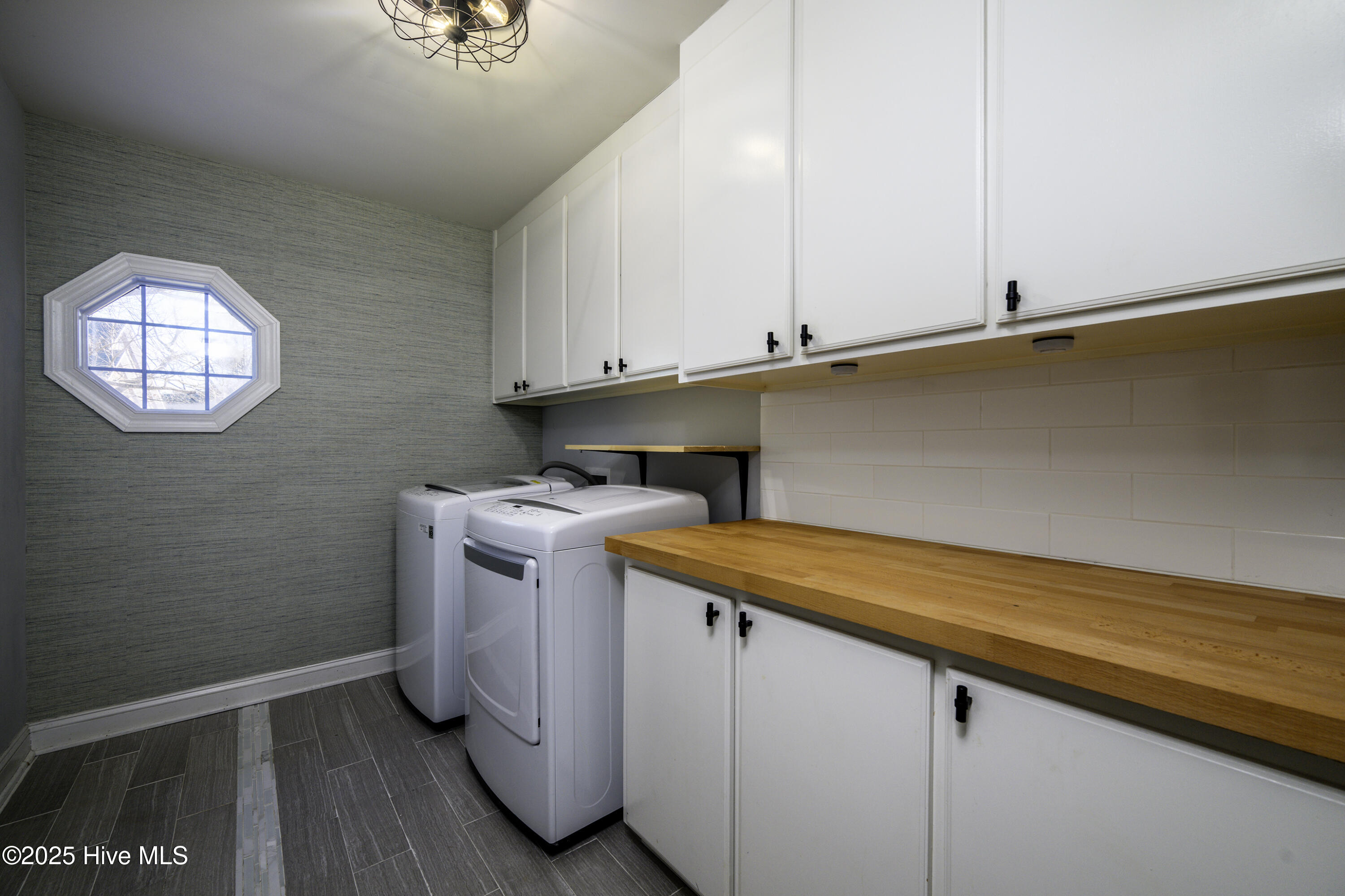 808 Llewellyn Drive Property Photo 33