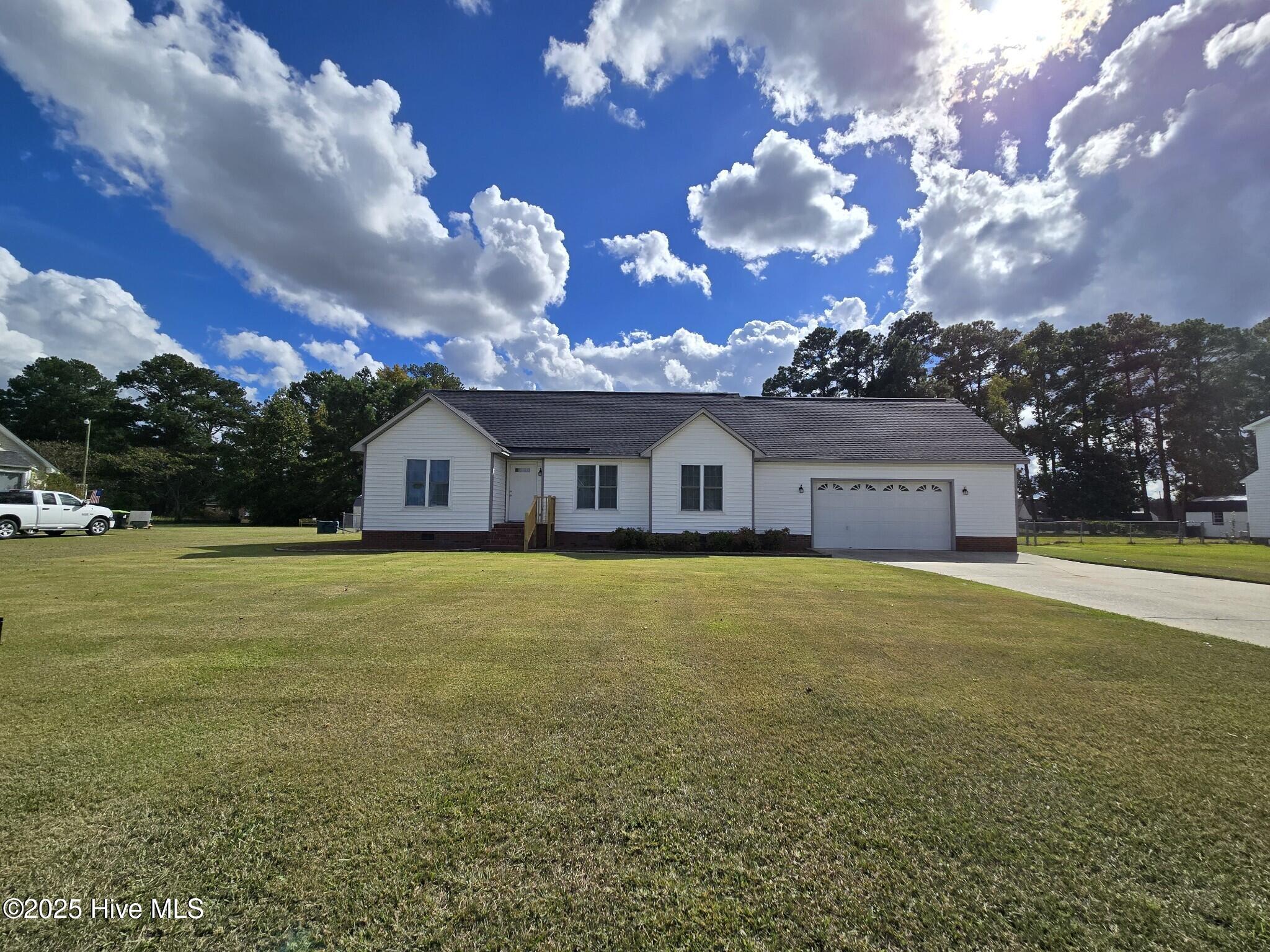 939 Teakwood Drive Property Photo 2