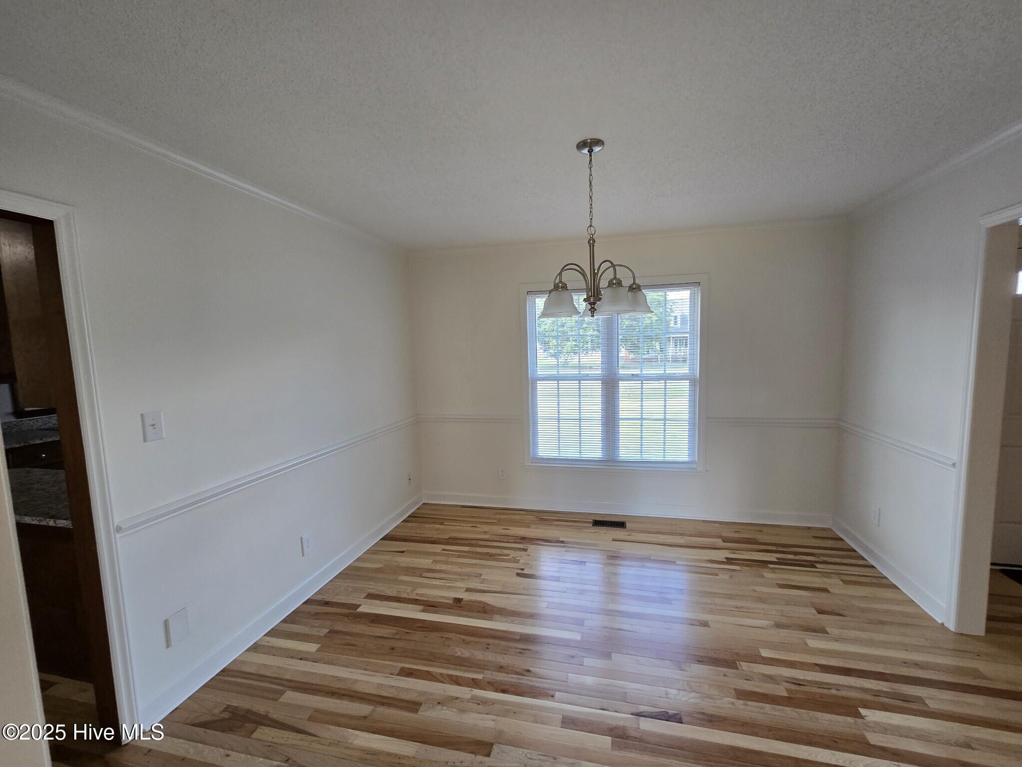 939 Teakwood Drive Property Photo 14