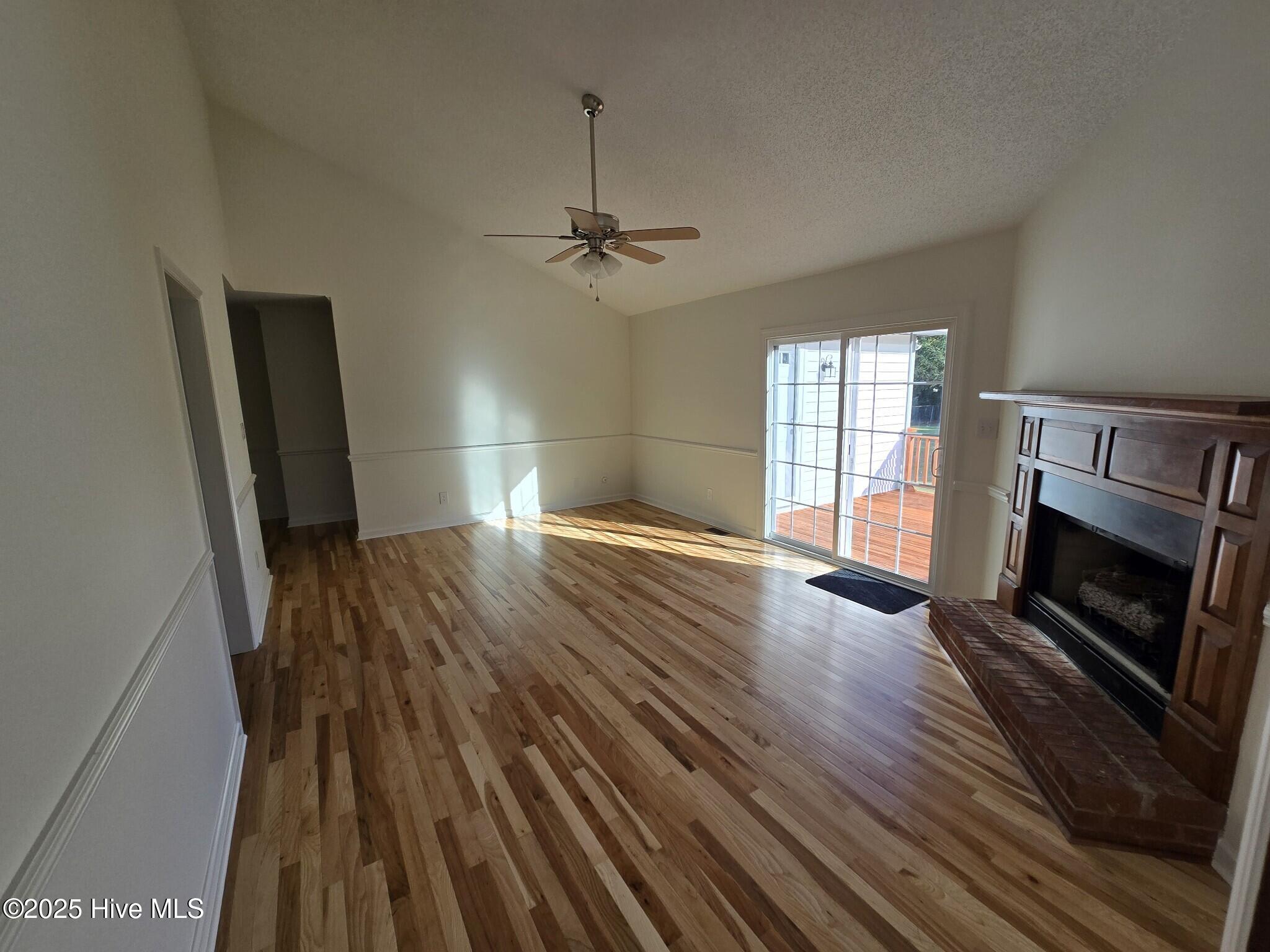 939 Teakwood Drive Property Photo 19