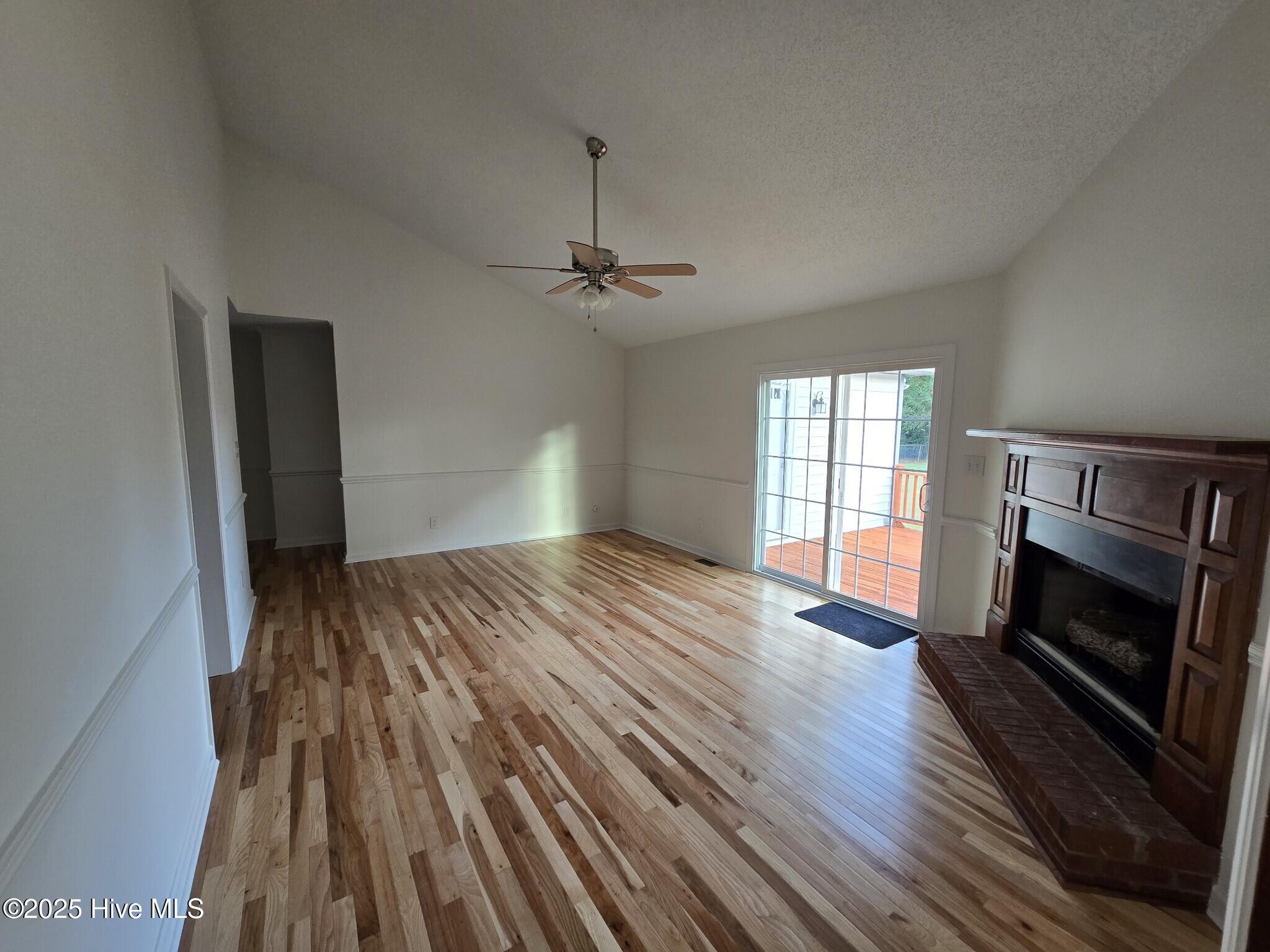 939 Teakwood Drive Property Photo 26