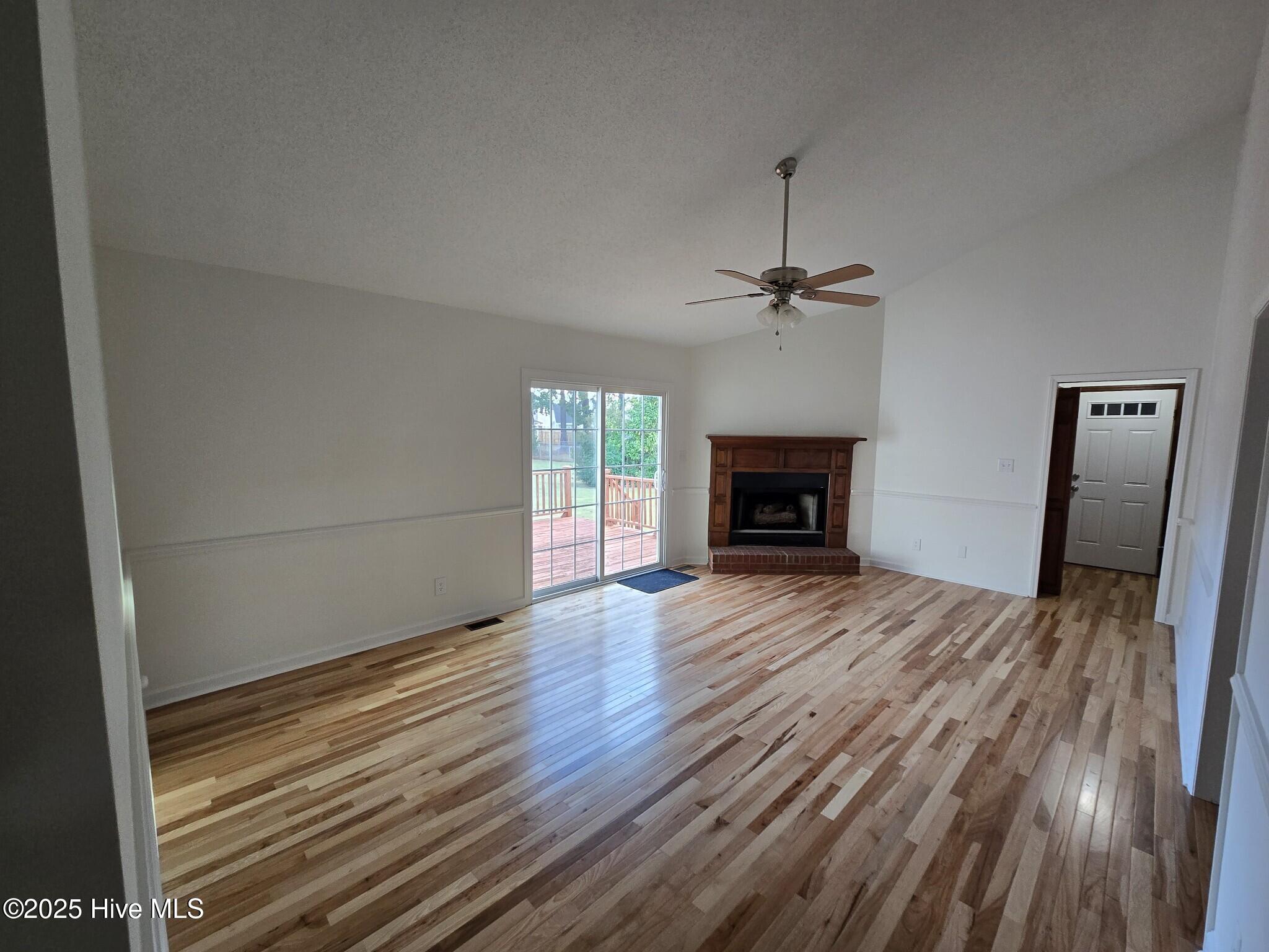 939 Teakwood Drive Property Photo 27