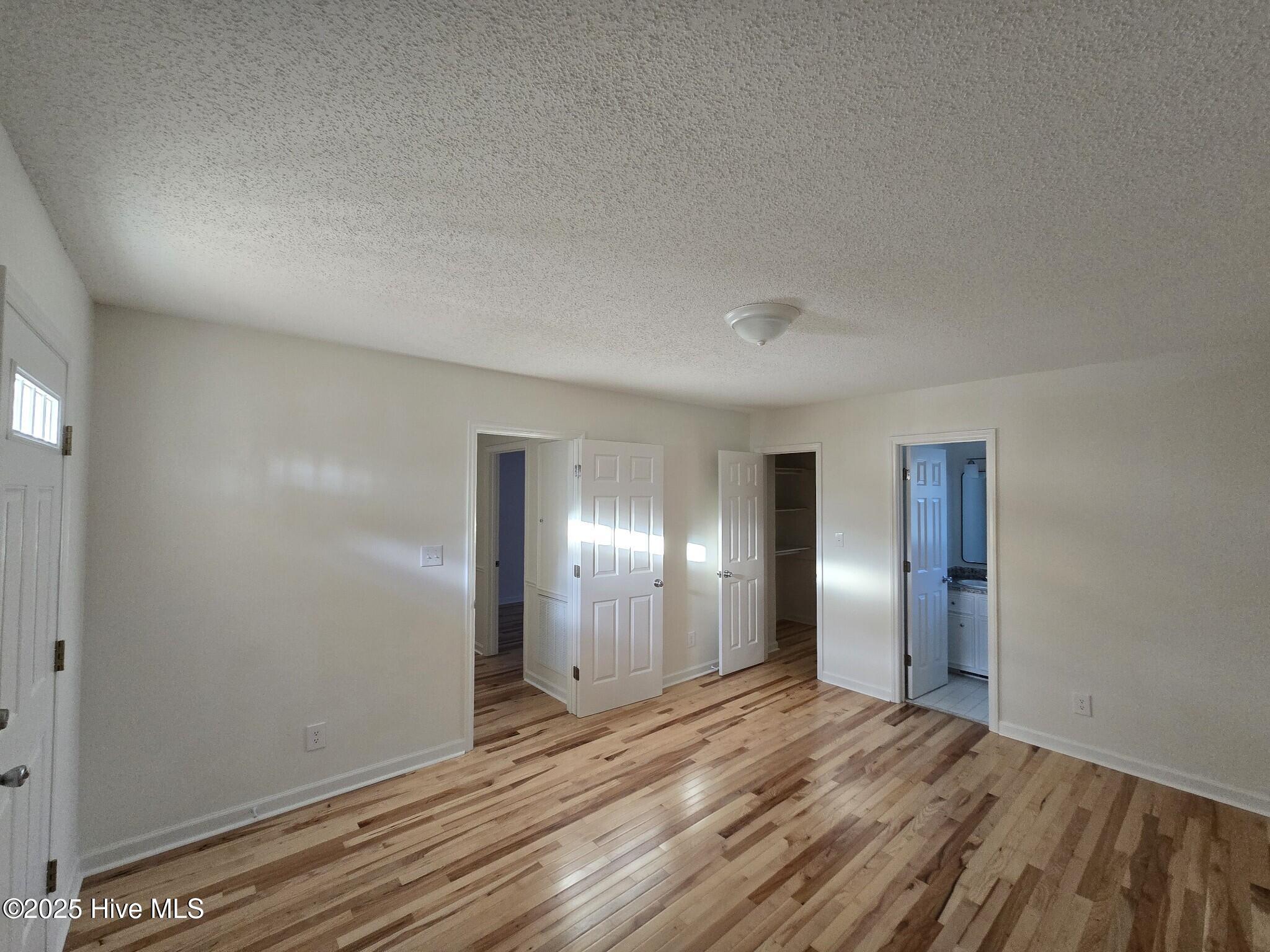 939 Teakwood Drive Property Photo 32