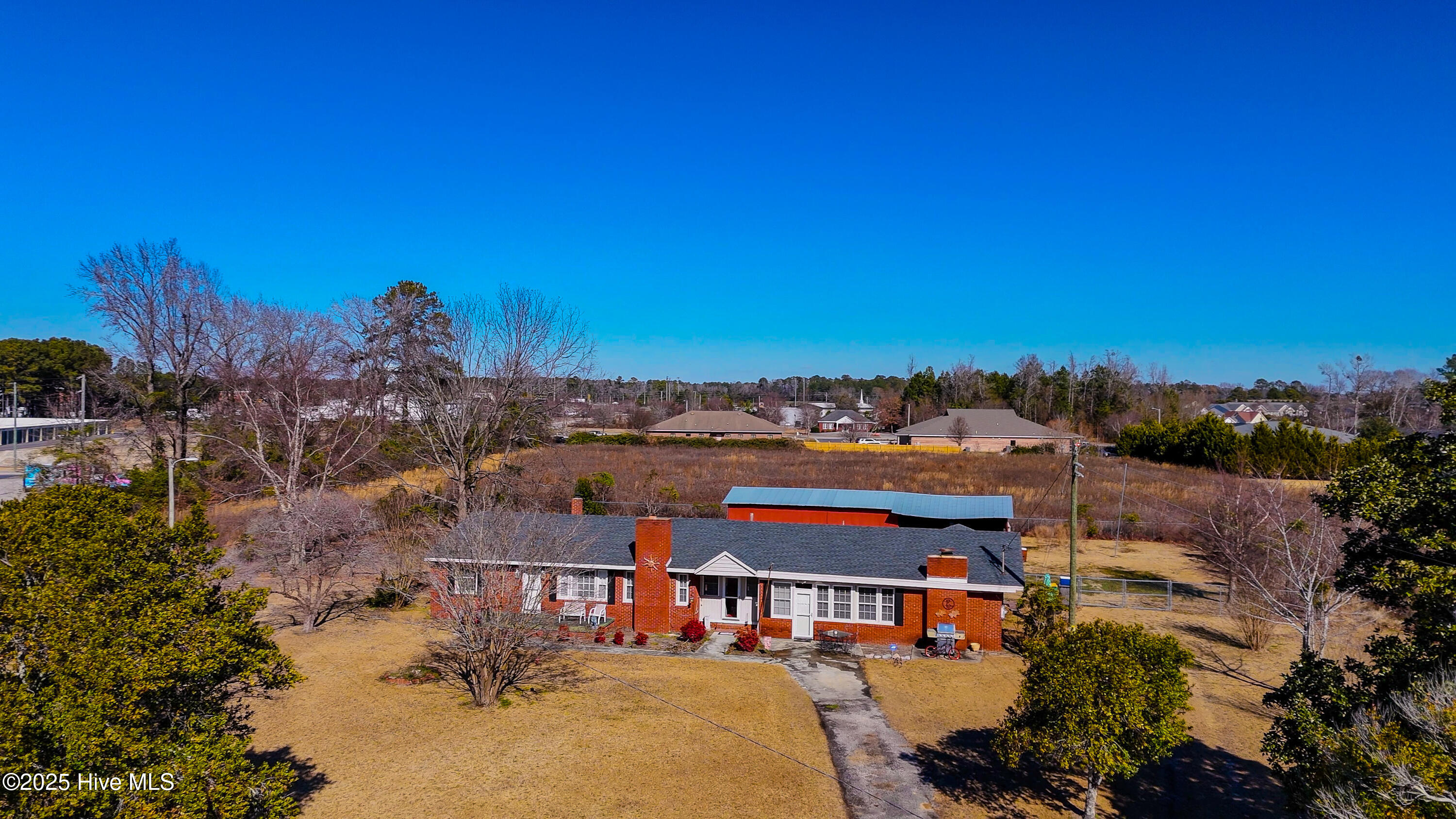2109 Griffin Street Property Photo 4