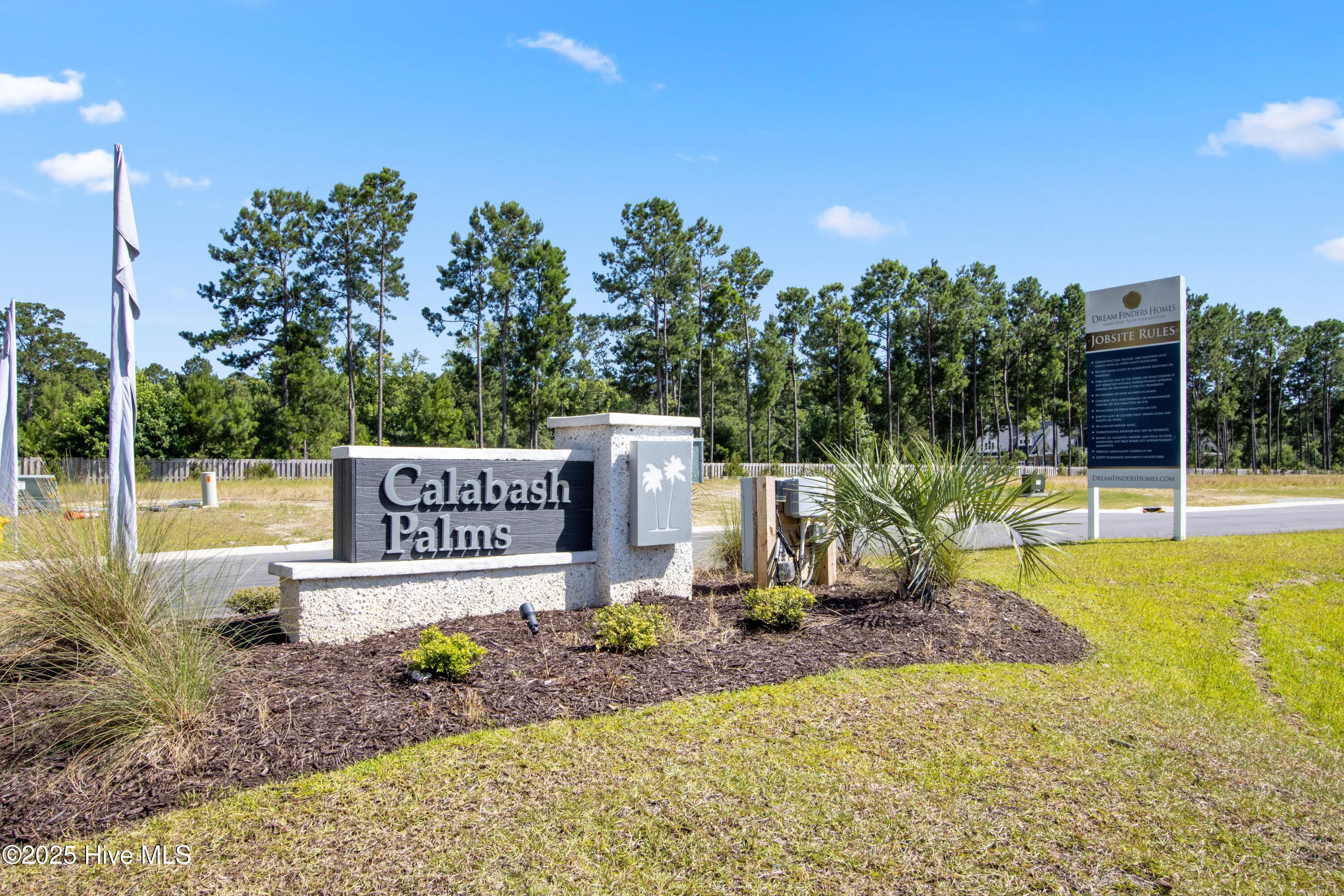 774 Palm Frond Way Property Photo 3