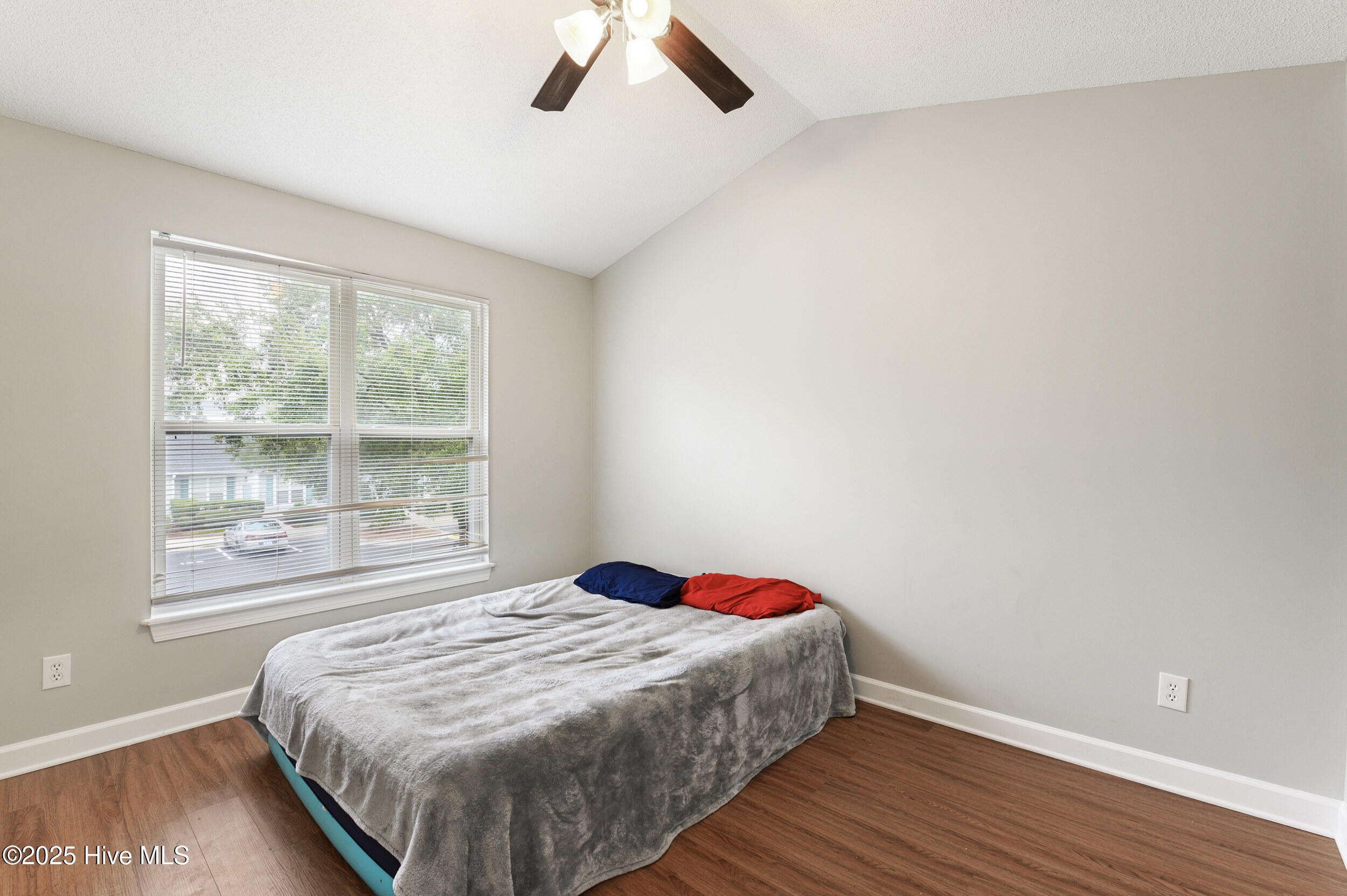 321 S Kerr Avenue 143 Property Photo 14