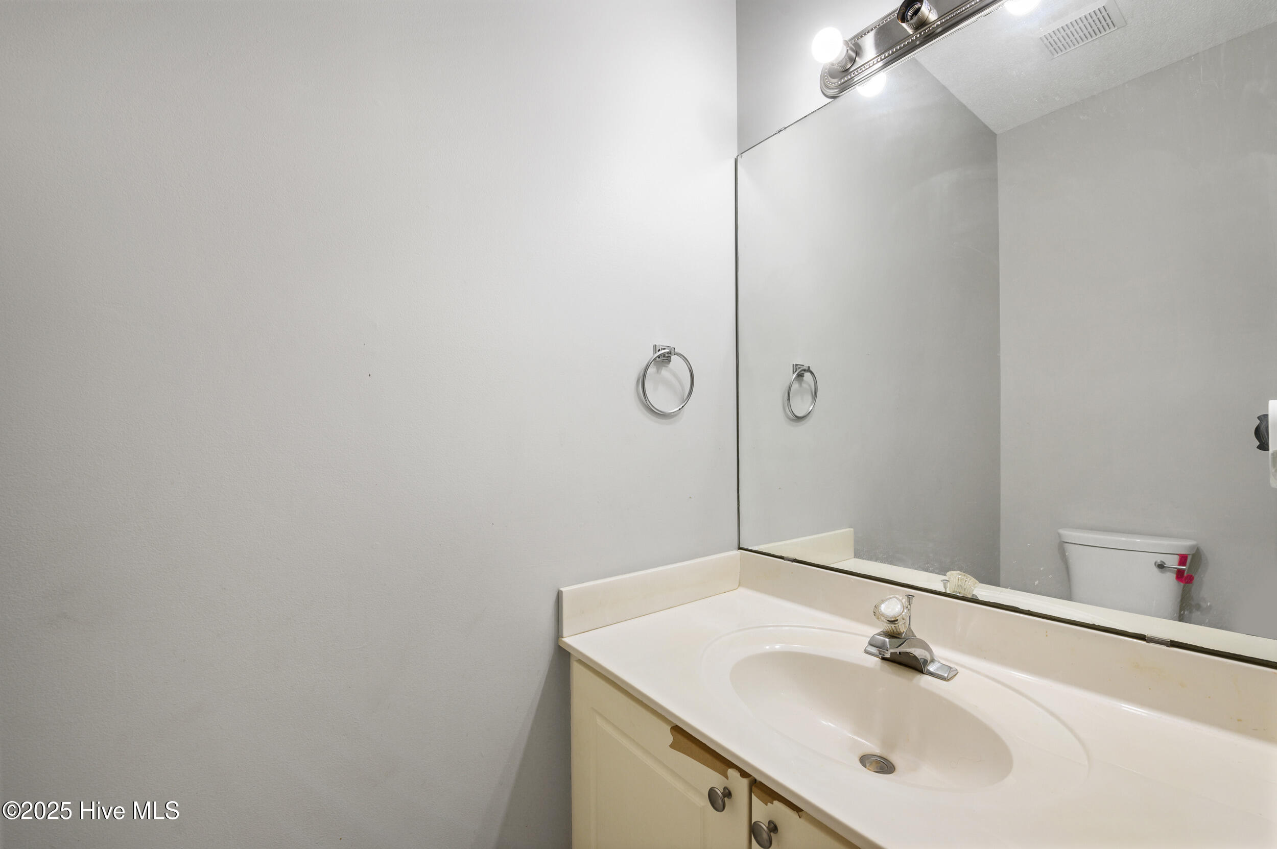 321 S Kerr Avenue 143 Property Photo 19