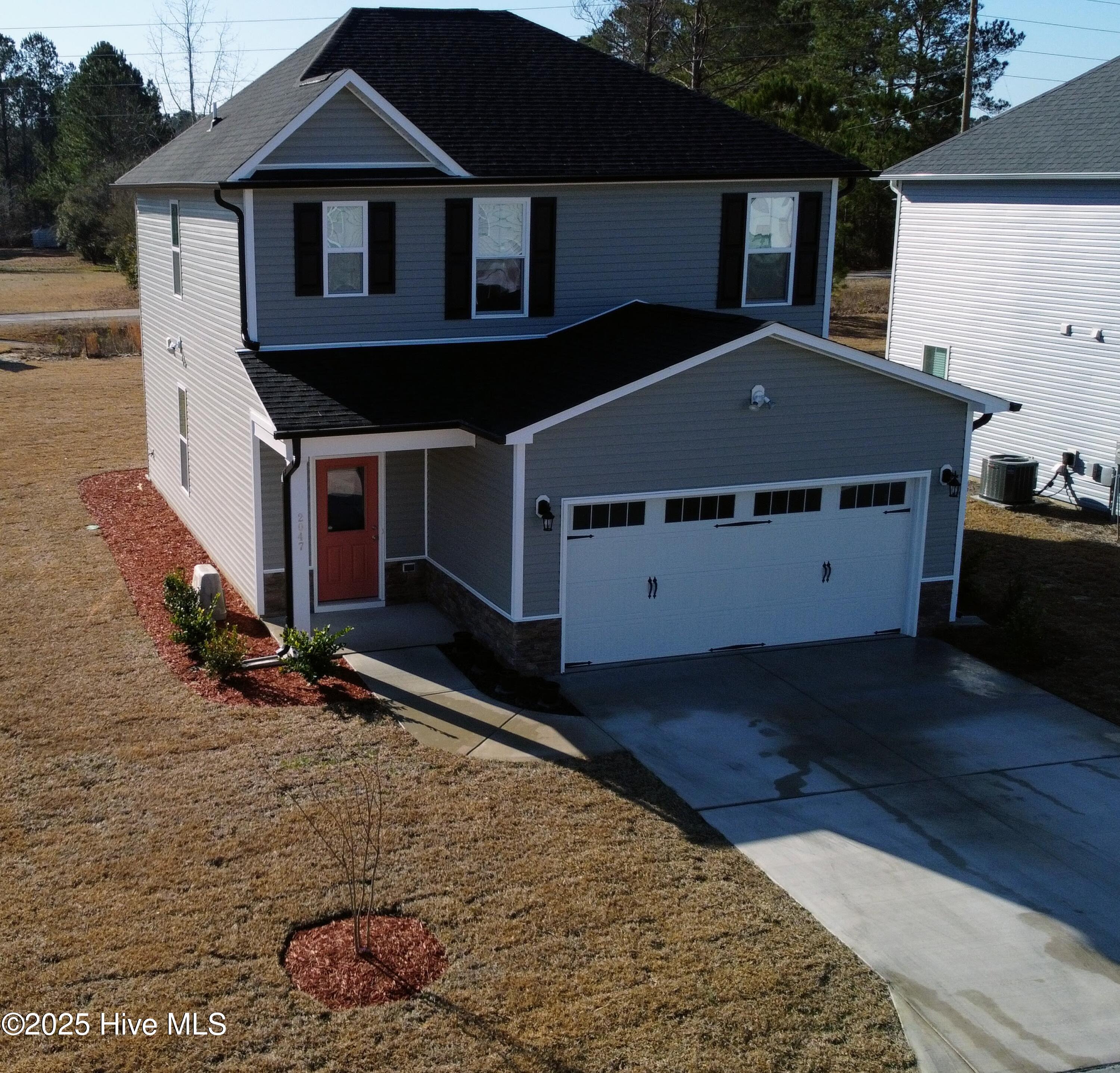2047 Twilight Drive Property Photo