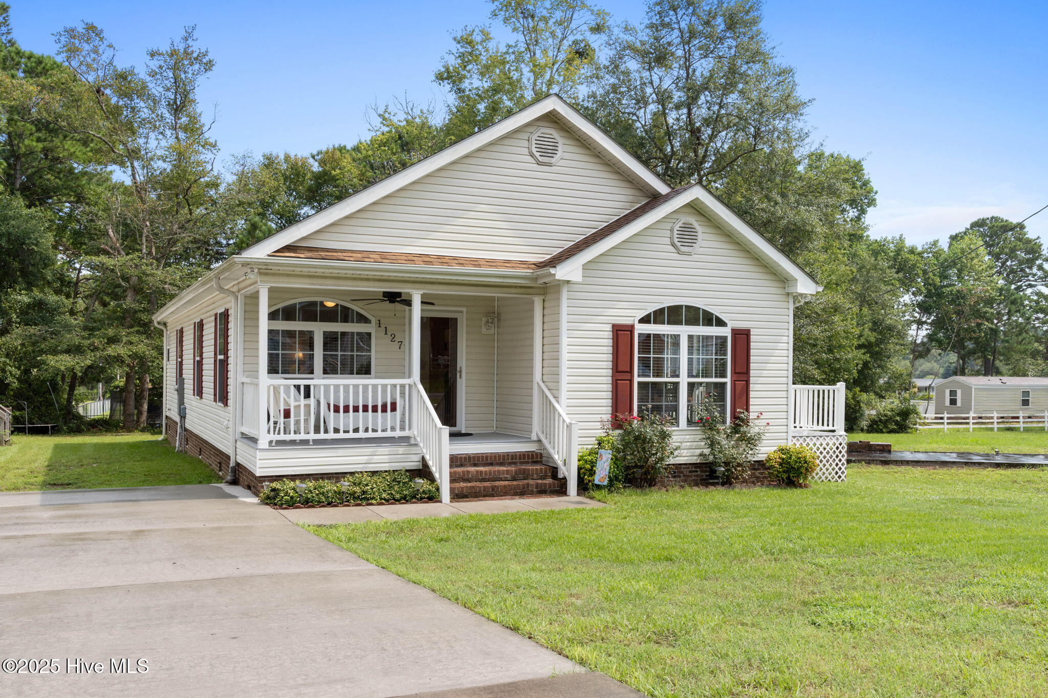 1127 Petty Drive Property Photo 1