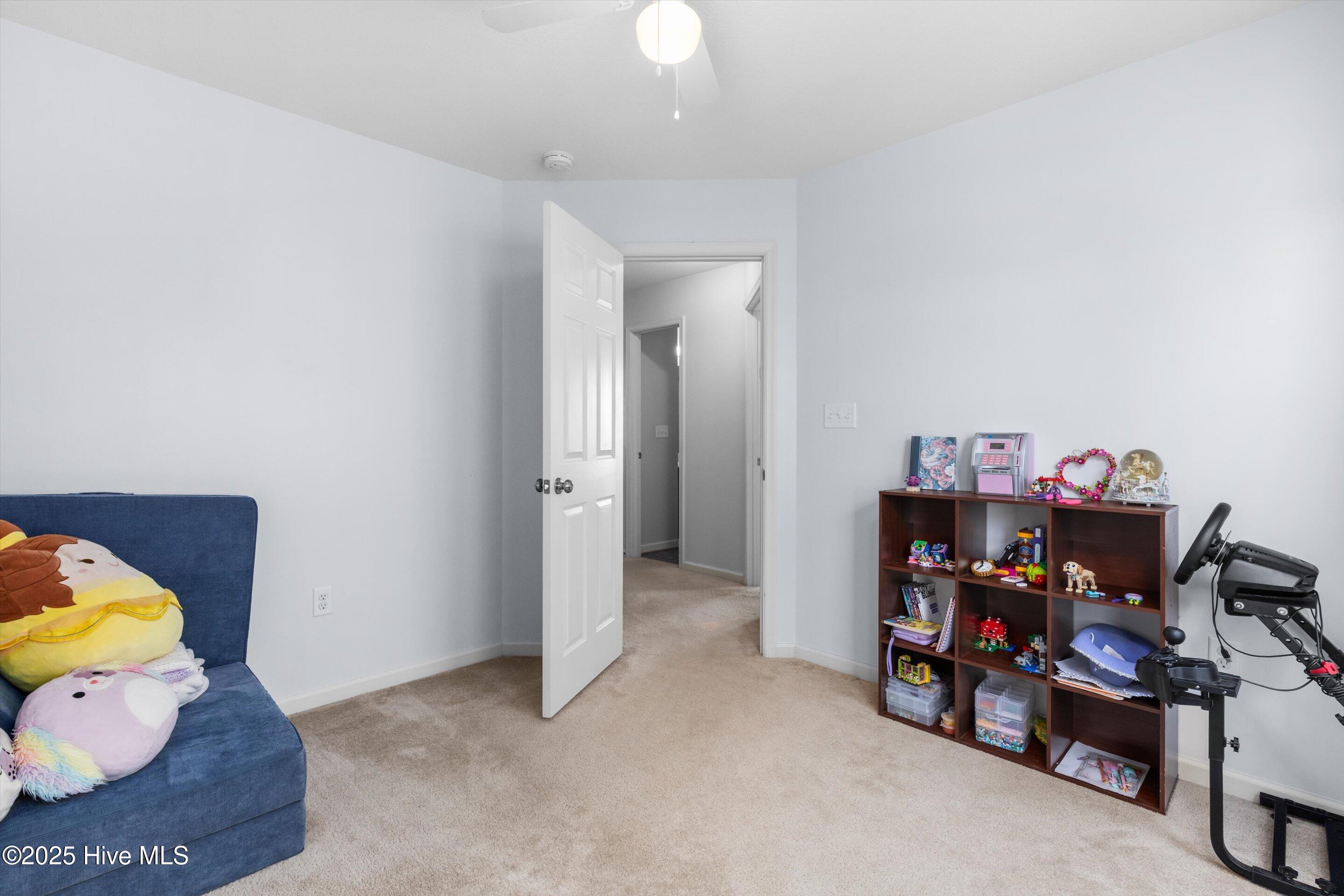 1403 London Street Property Photo 32