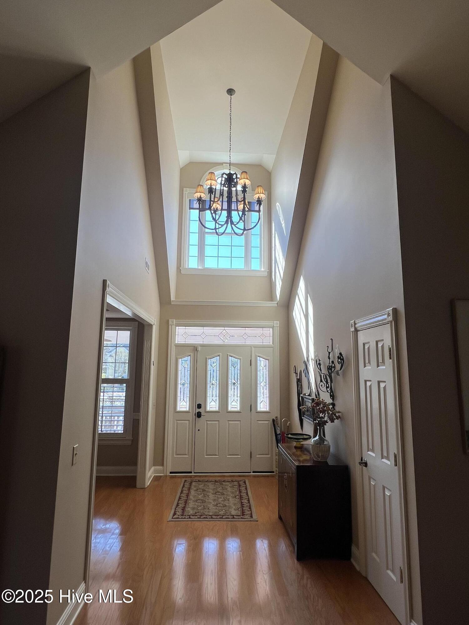 3707 Wingfoot Drive Property Photo 7