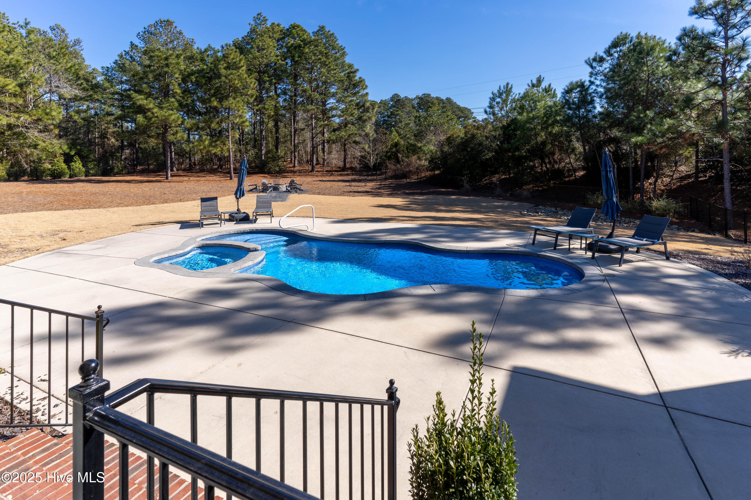 65 Quaker Ridge Road Property Photo 43