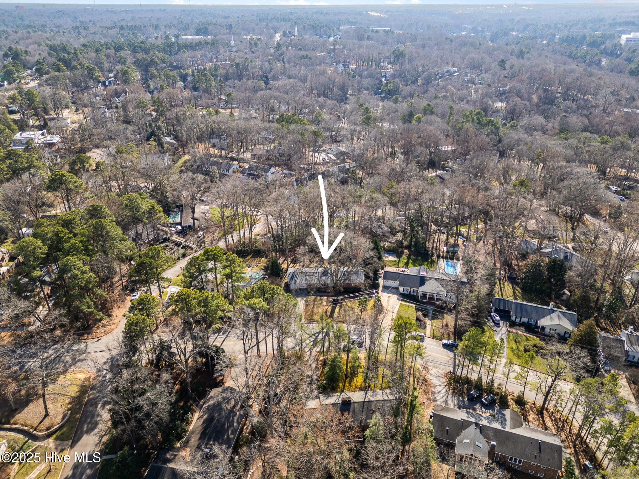 1205 Glen Eden Drive Property Photo 3