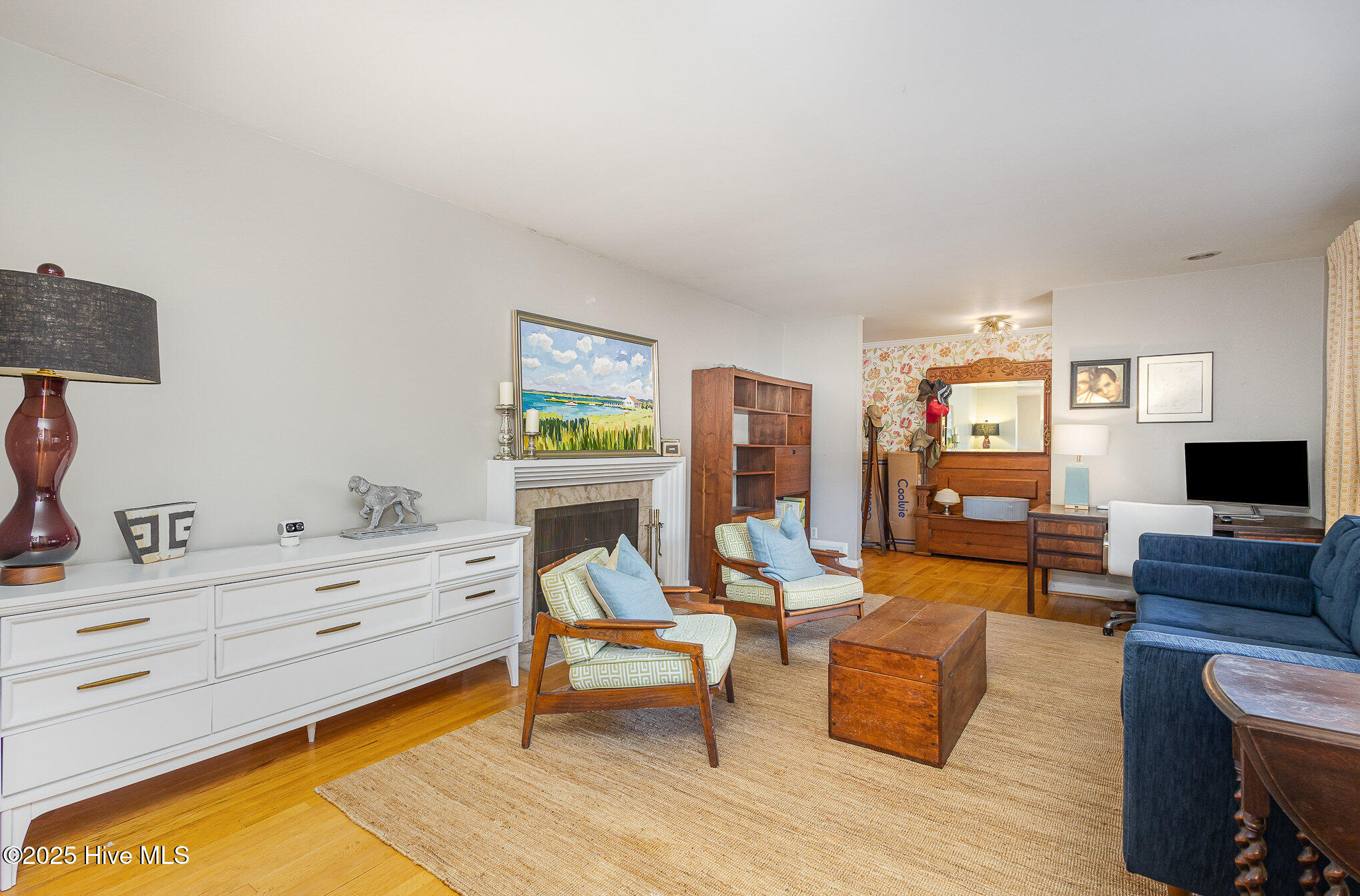 1205 Glen Eden Drive Property Photo 5