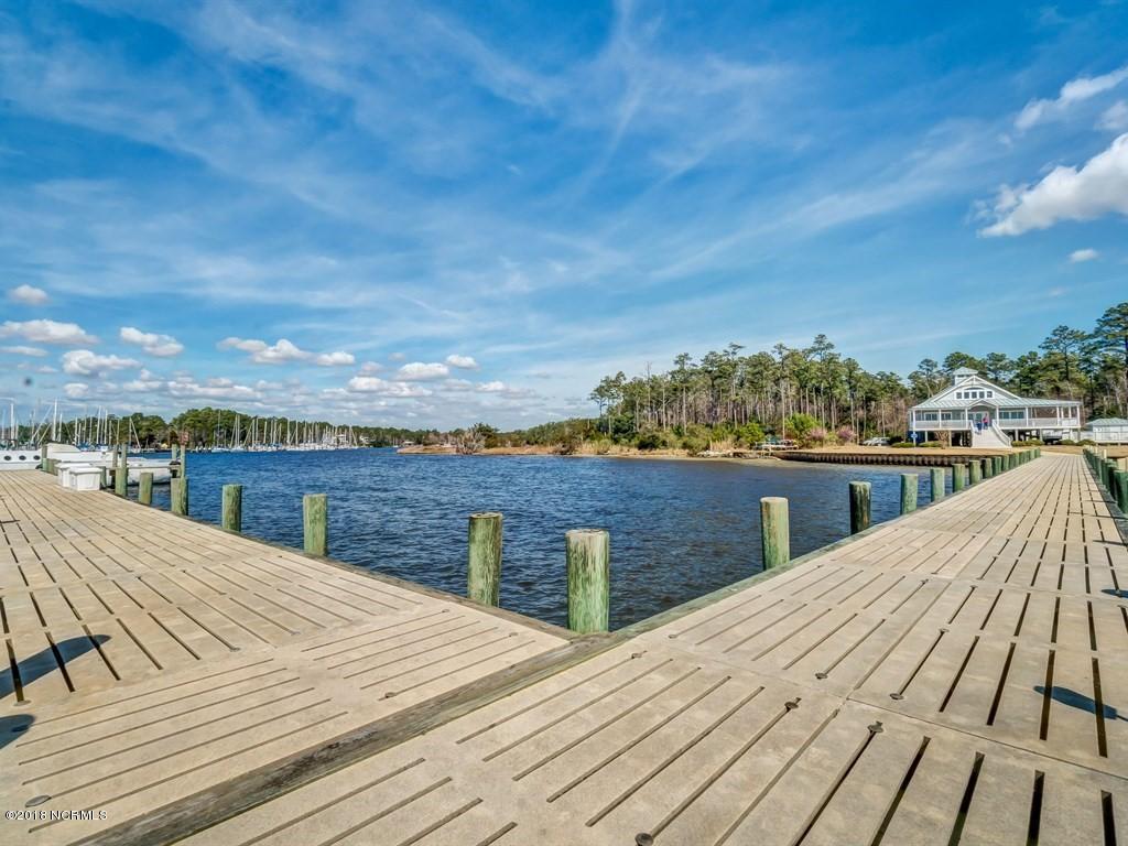 4005 Tarpon Drive Property Photo 8