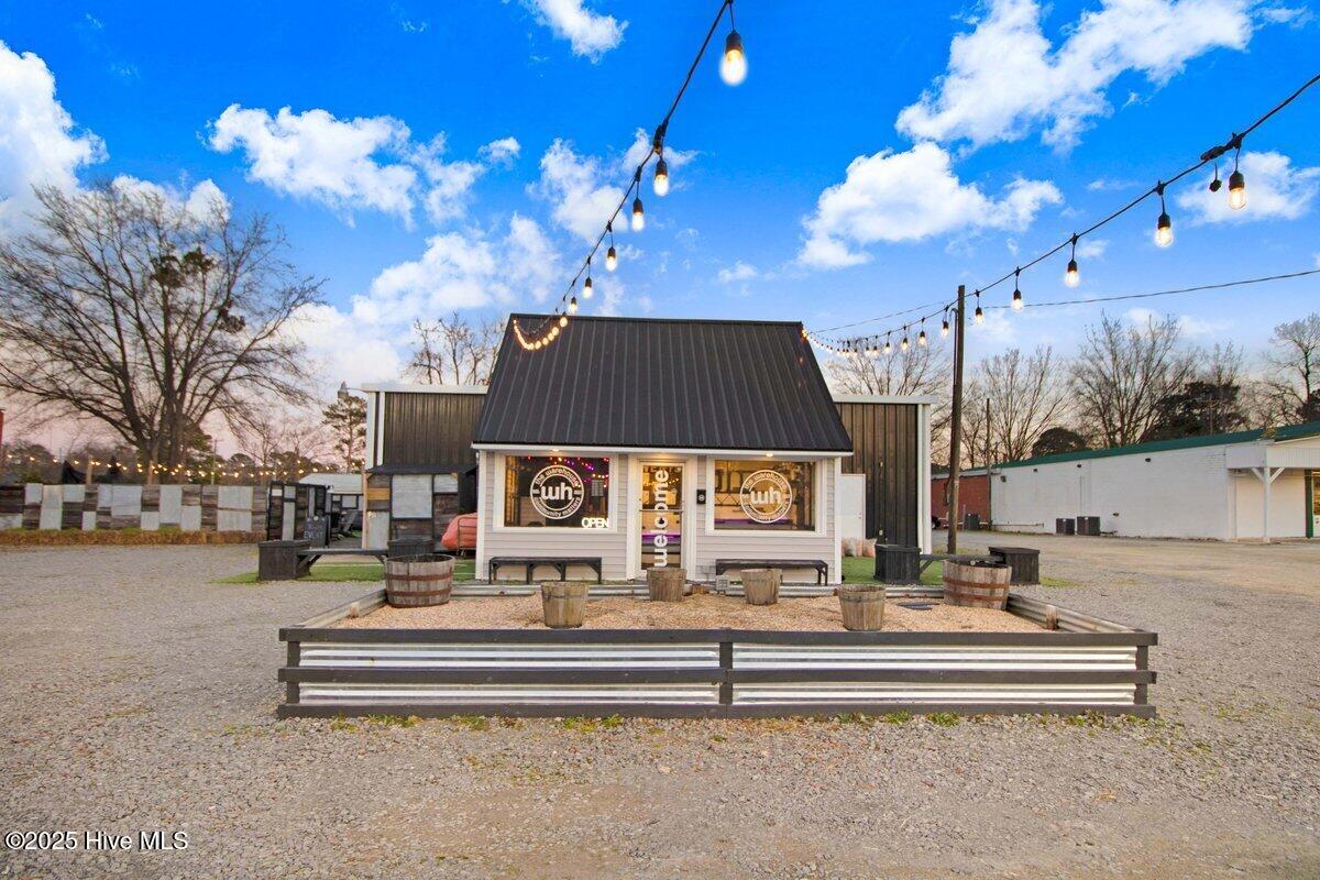 506 N Breazeale Avenue Property Photo 2