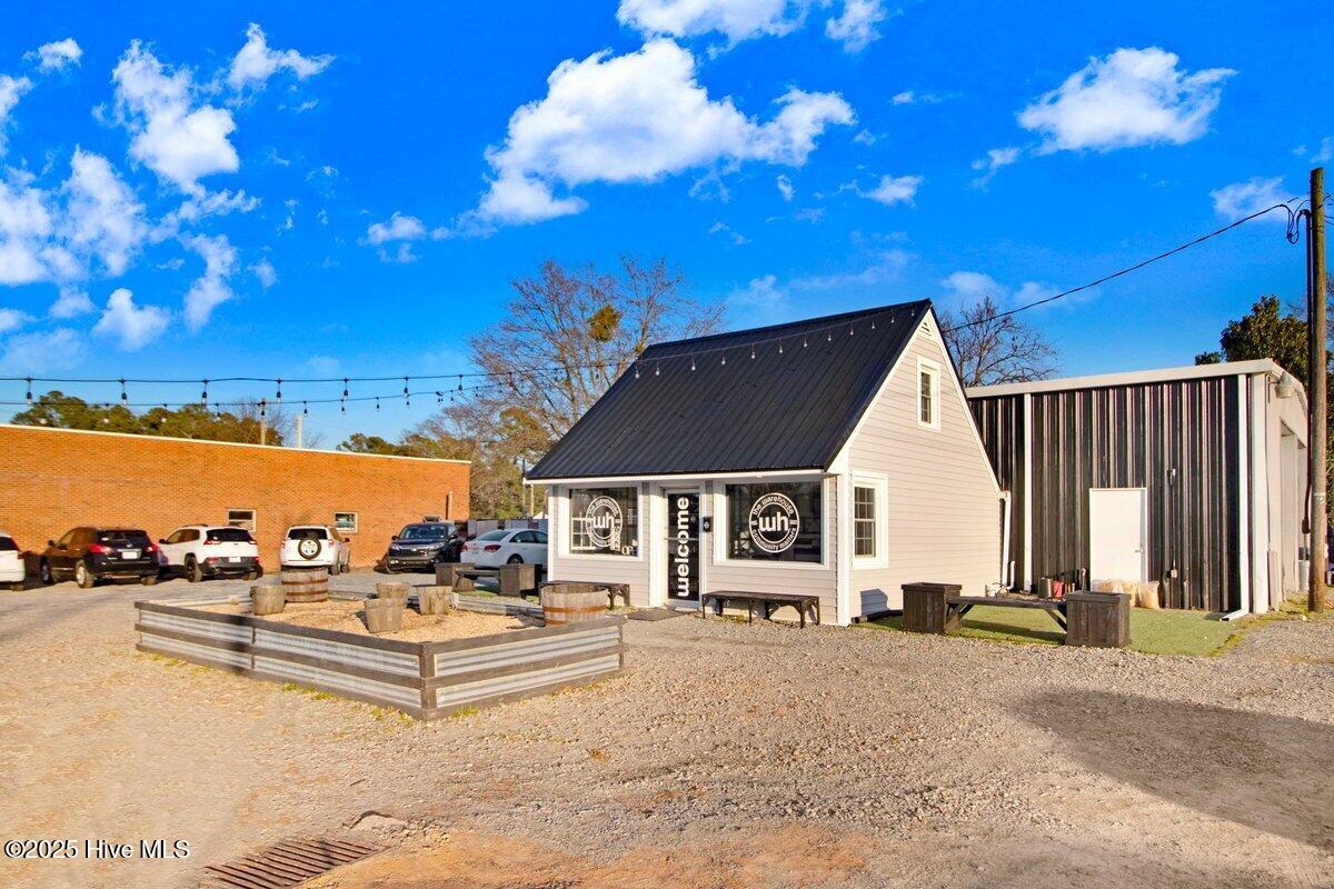 506 N Breazeale Avenue Property Photo 5