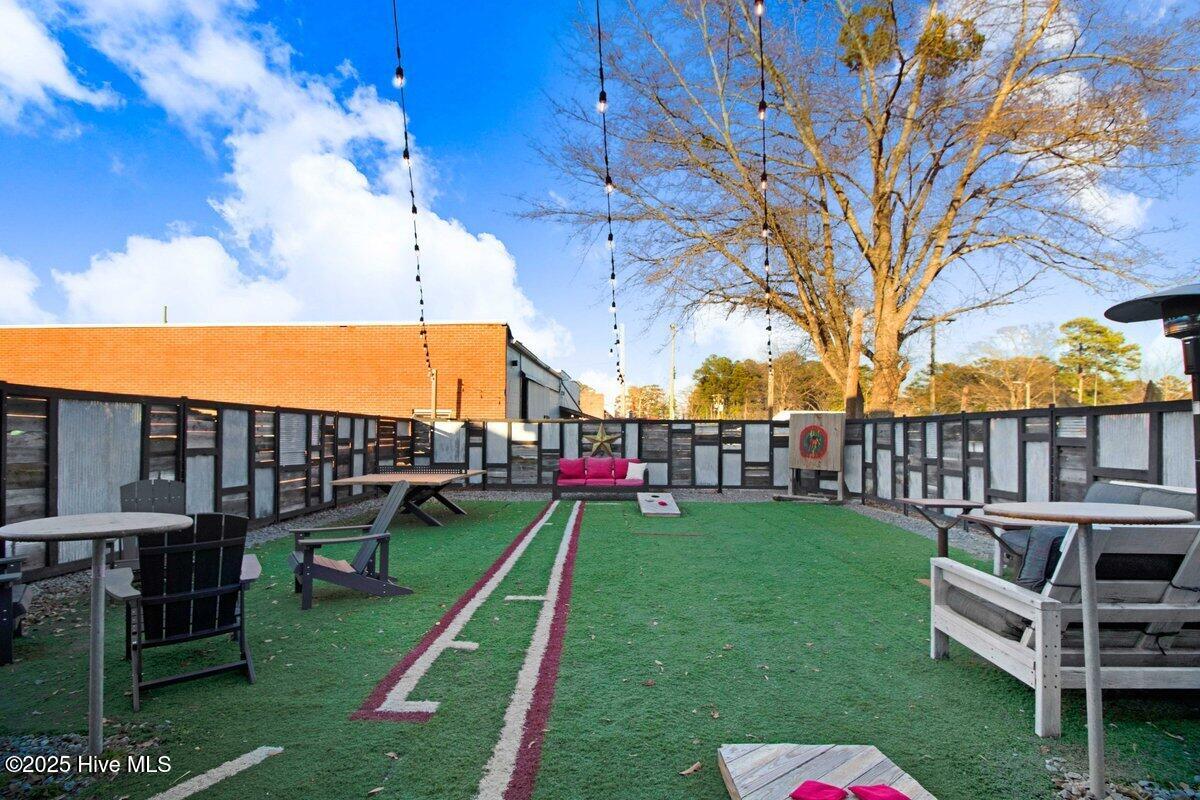 506 N Breazeale Avenue Property Photo 9