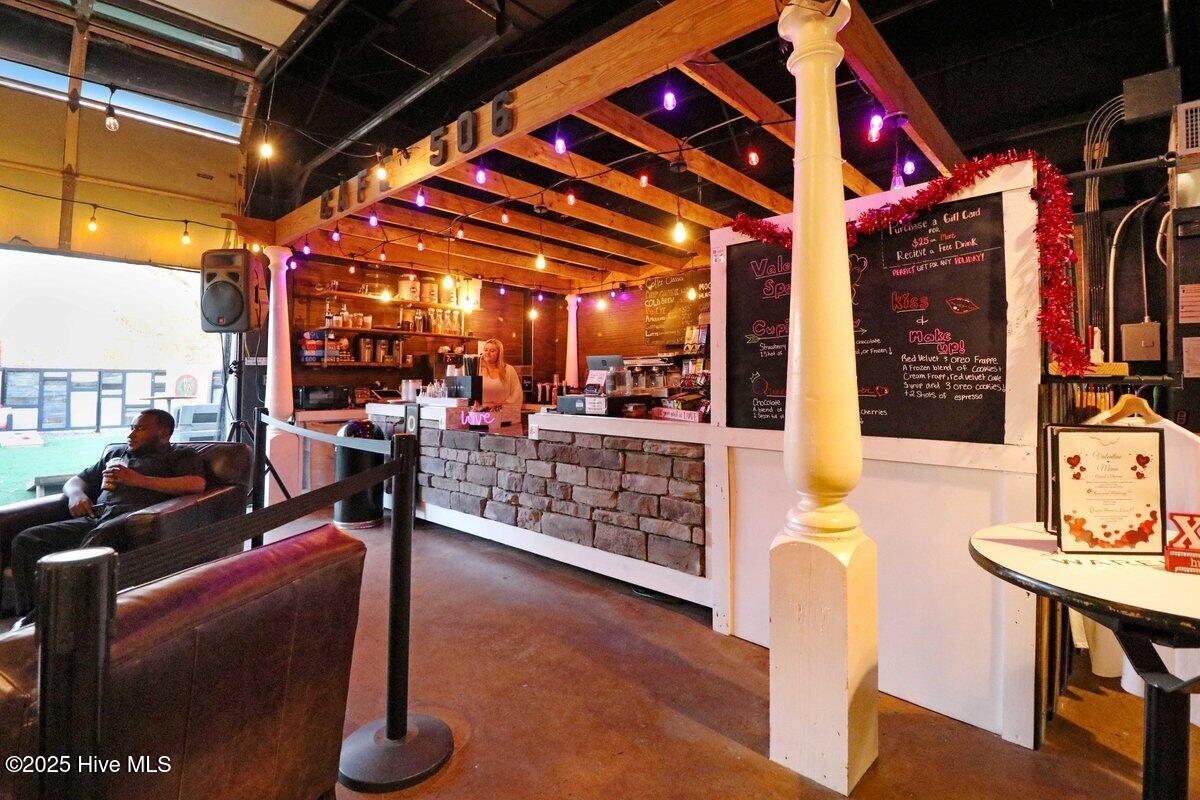 506 N Breazeale Avenue Property Photo 25