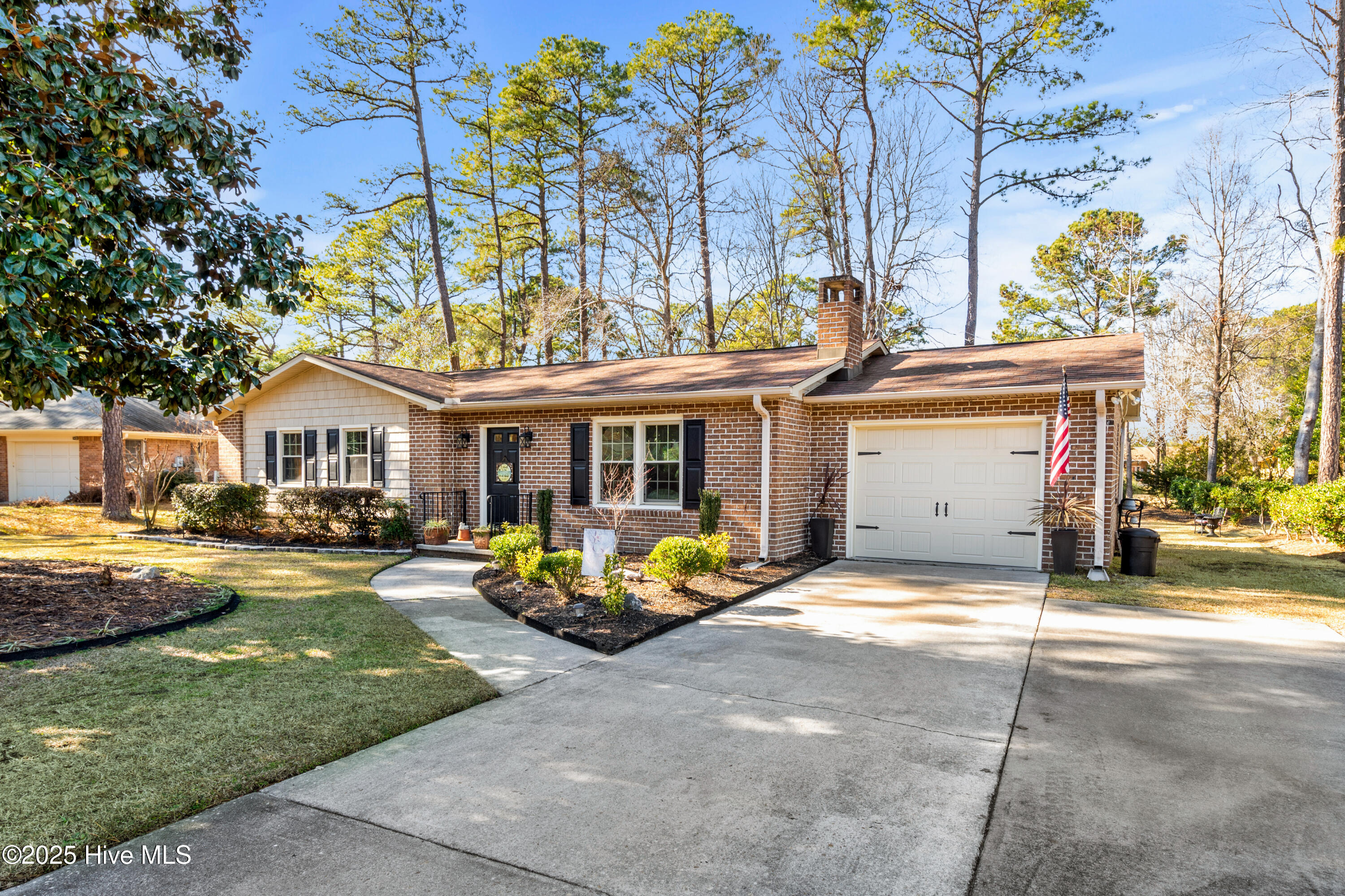 3 Sunrise Court Property Photo