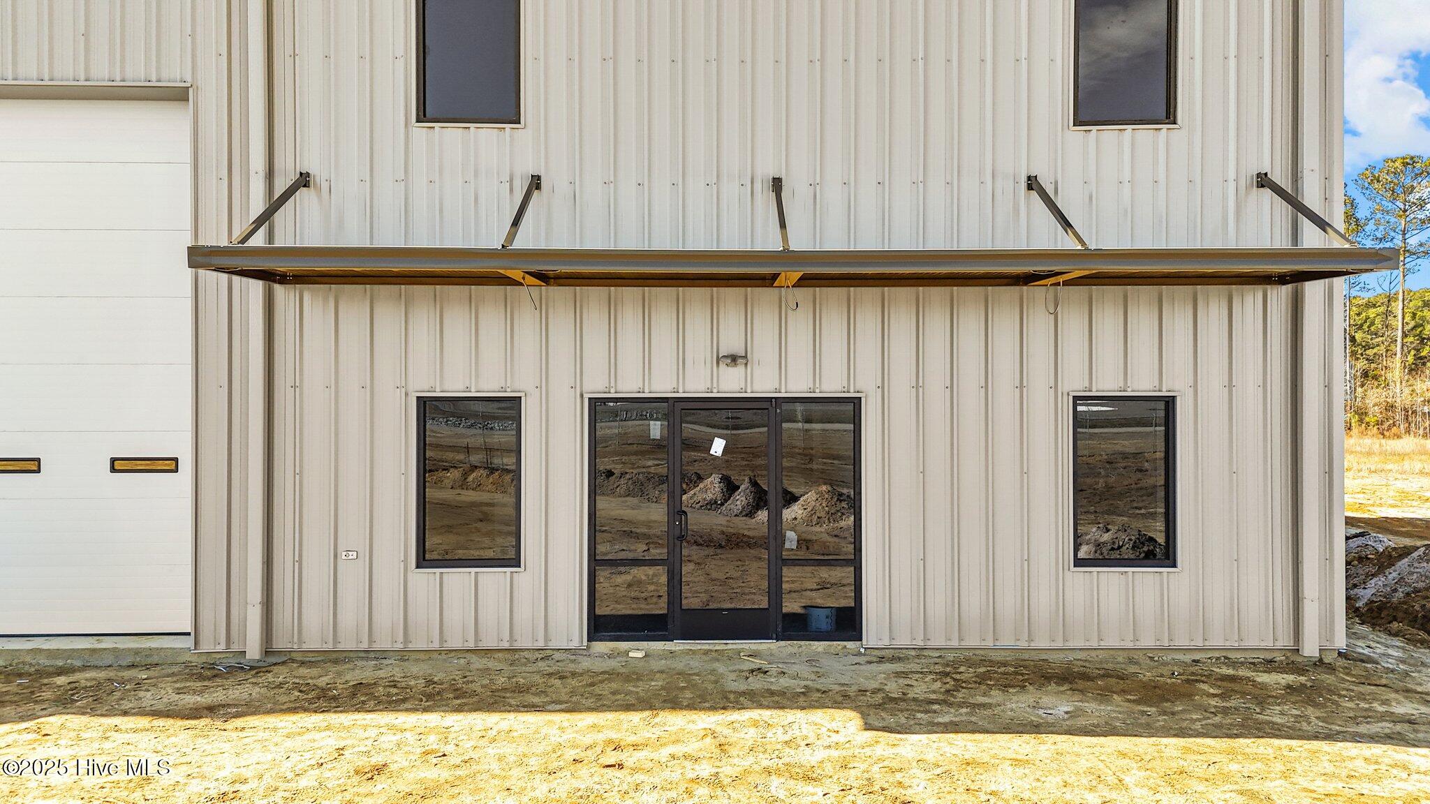 7522 Sand Pit Road Property Photo 2