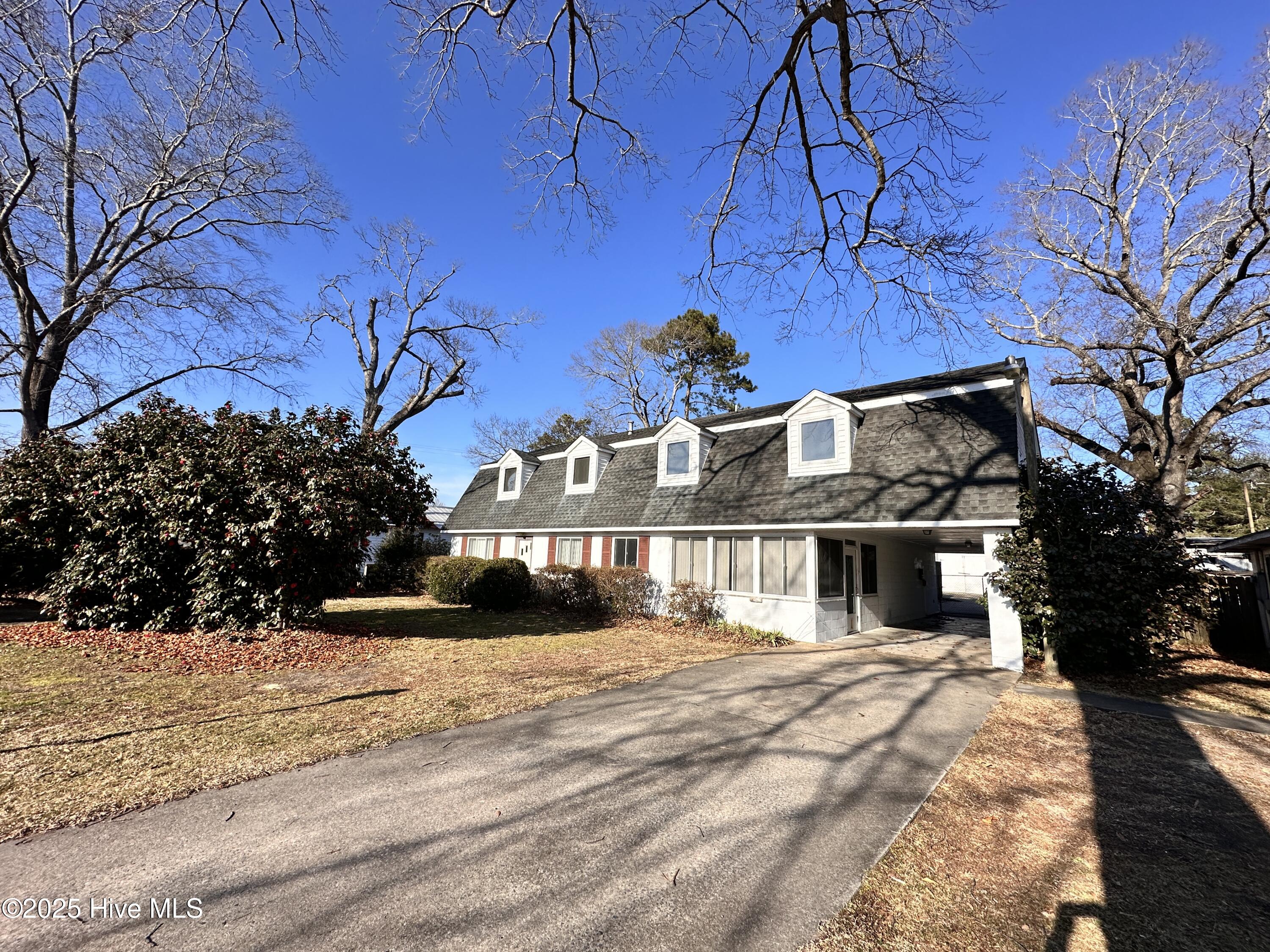 3613 River Road Property Photo 1