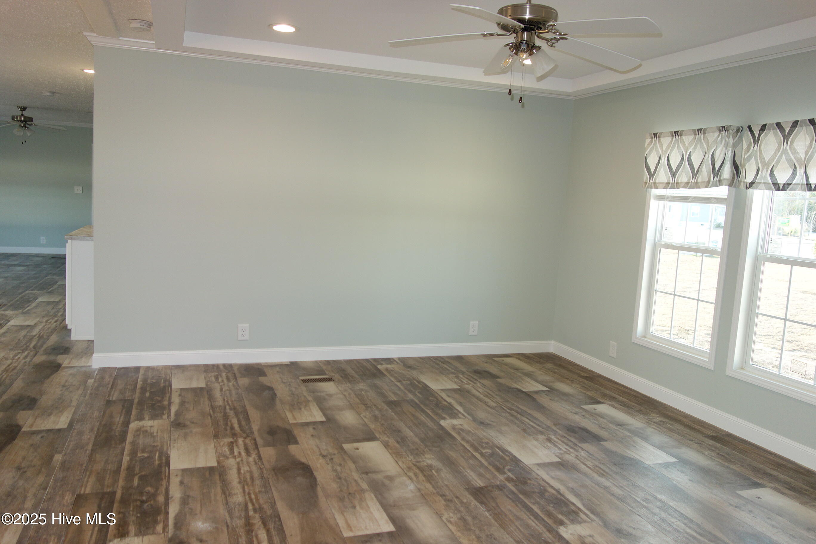 929 Willow Place Property Photo 12
