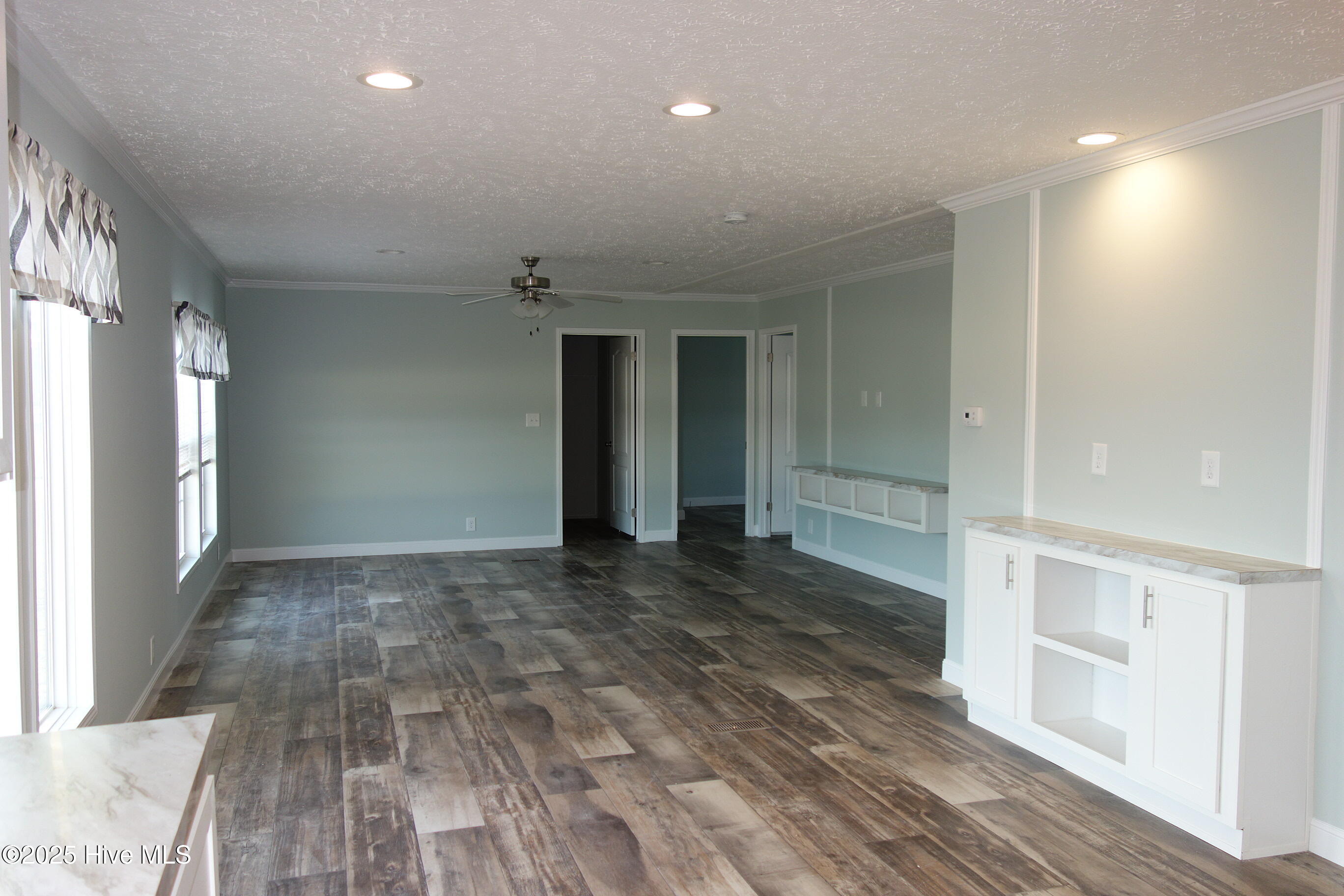 929 Willow Place Property Photo 13