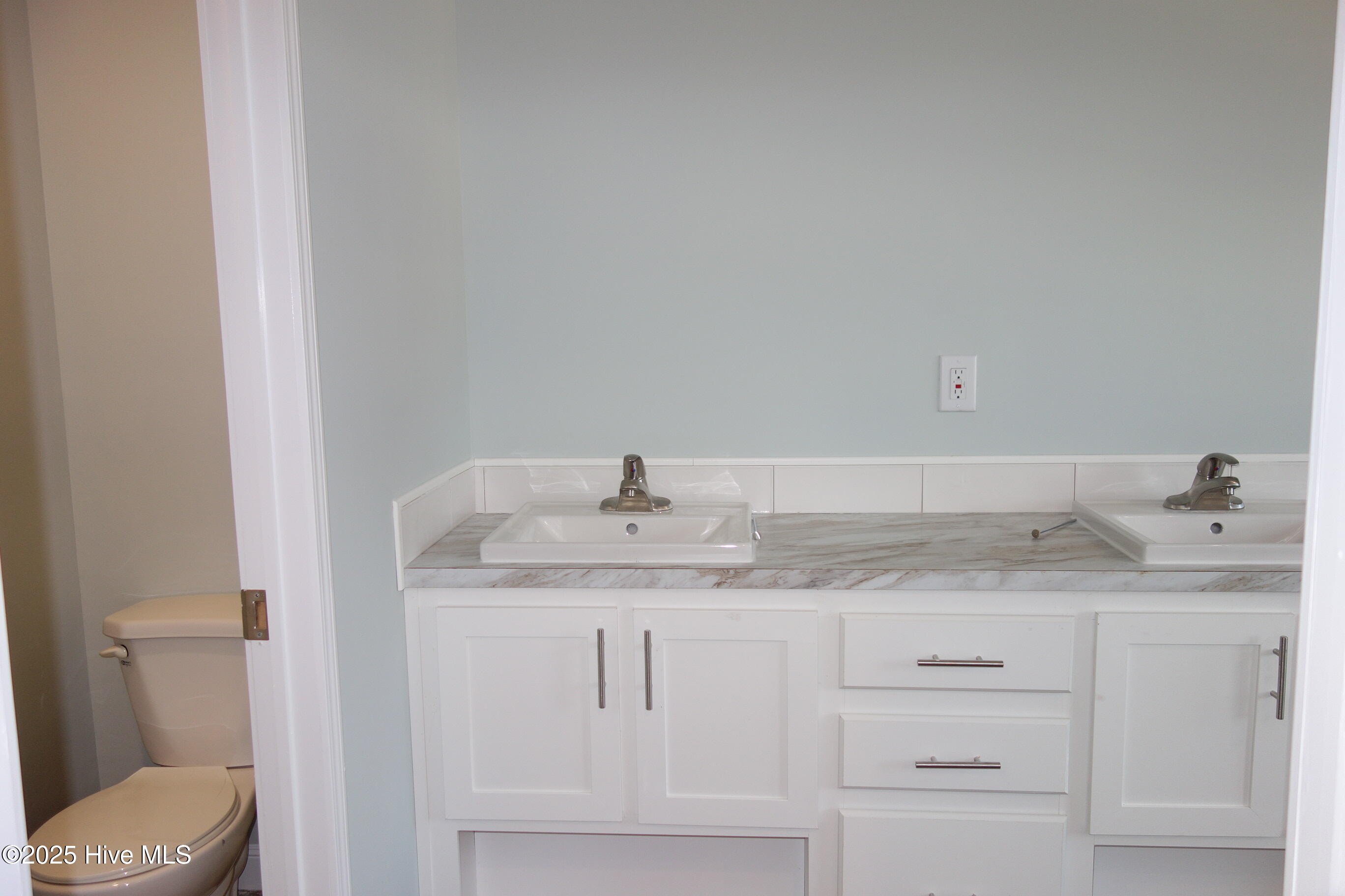929 Willow Place Property Photo 21