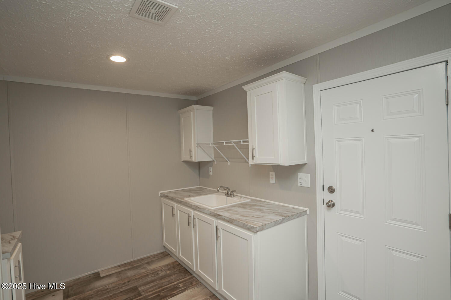 929 Willow Place Property Photo 36